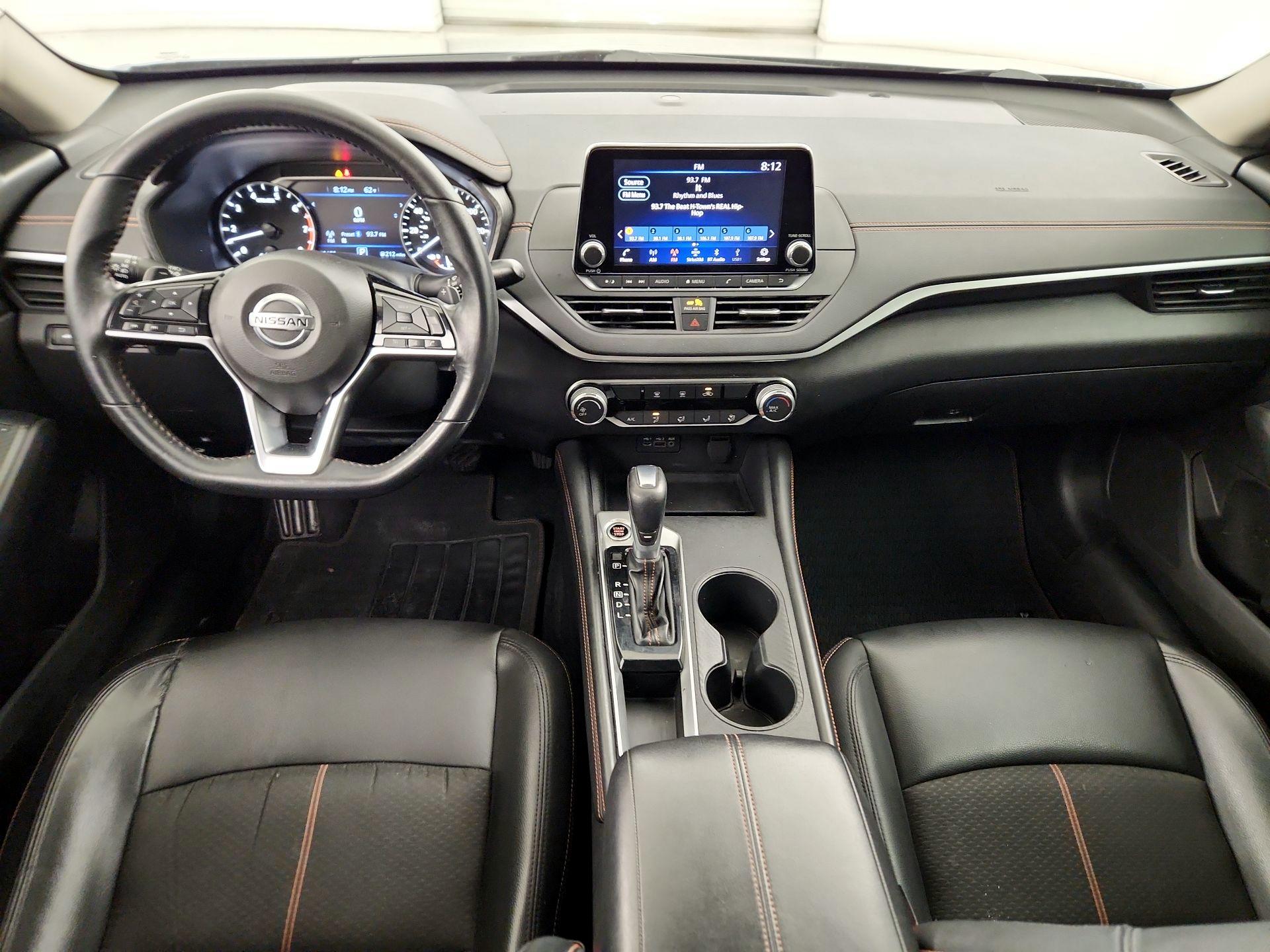 Thumbnail: 2020 Nissan Altima - 9