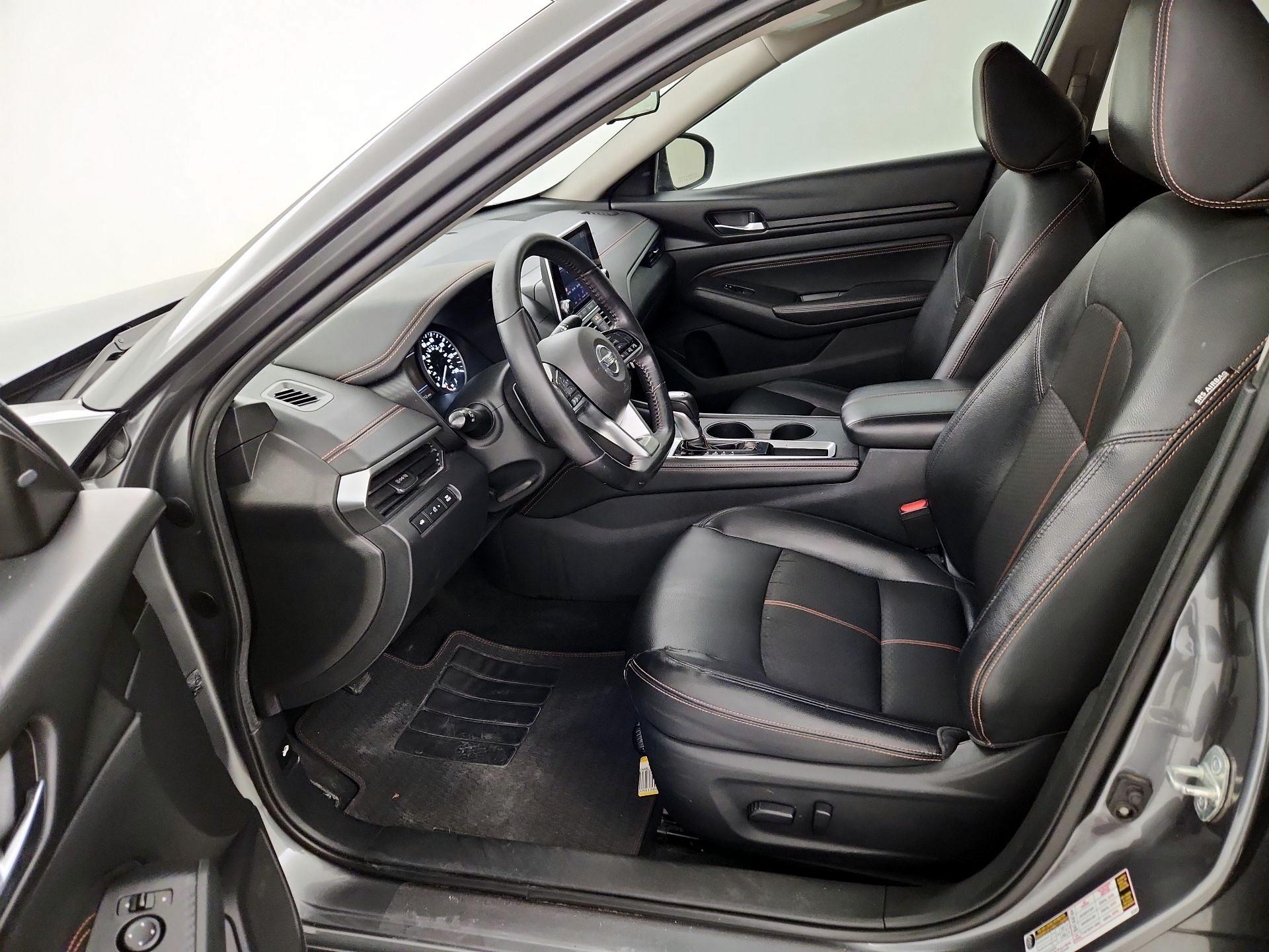 Thumbnail: 2020 Nissan Altima - 11