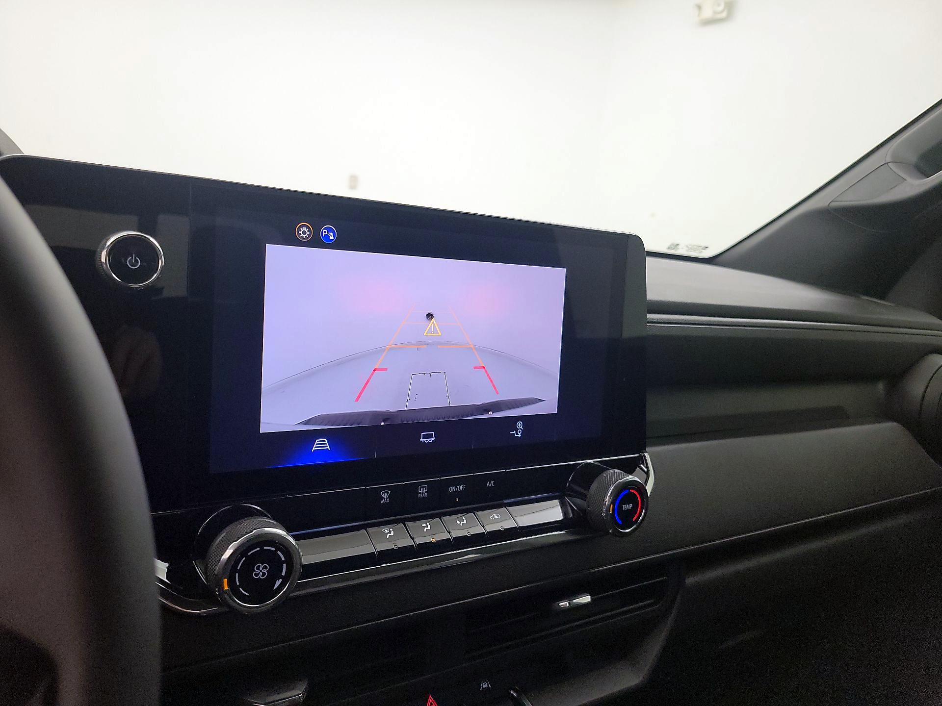 Thumbnail: 2025 Chevrolet Colorado - 15