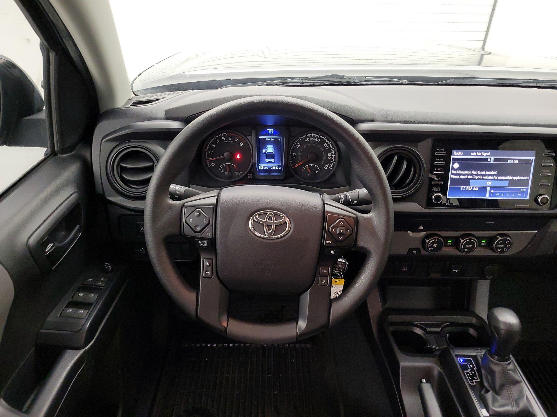 Thumbnail: 2022 Toyota Tacoma - 10