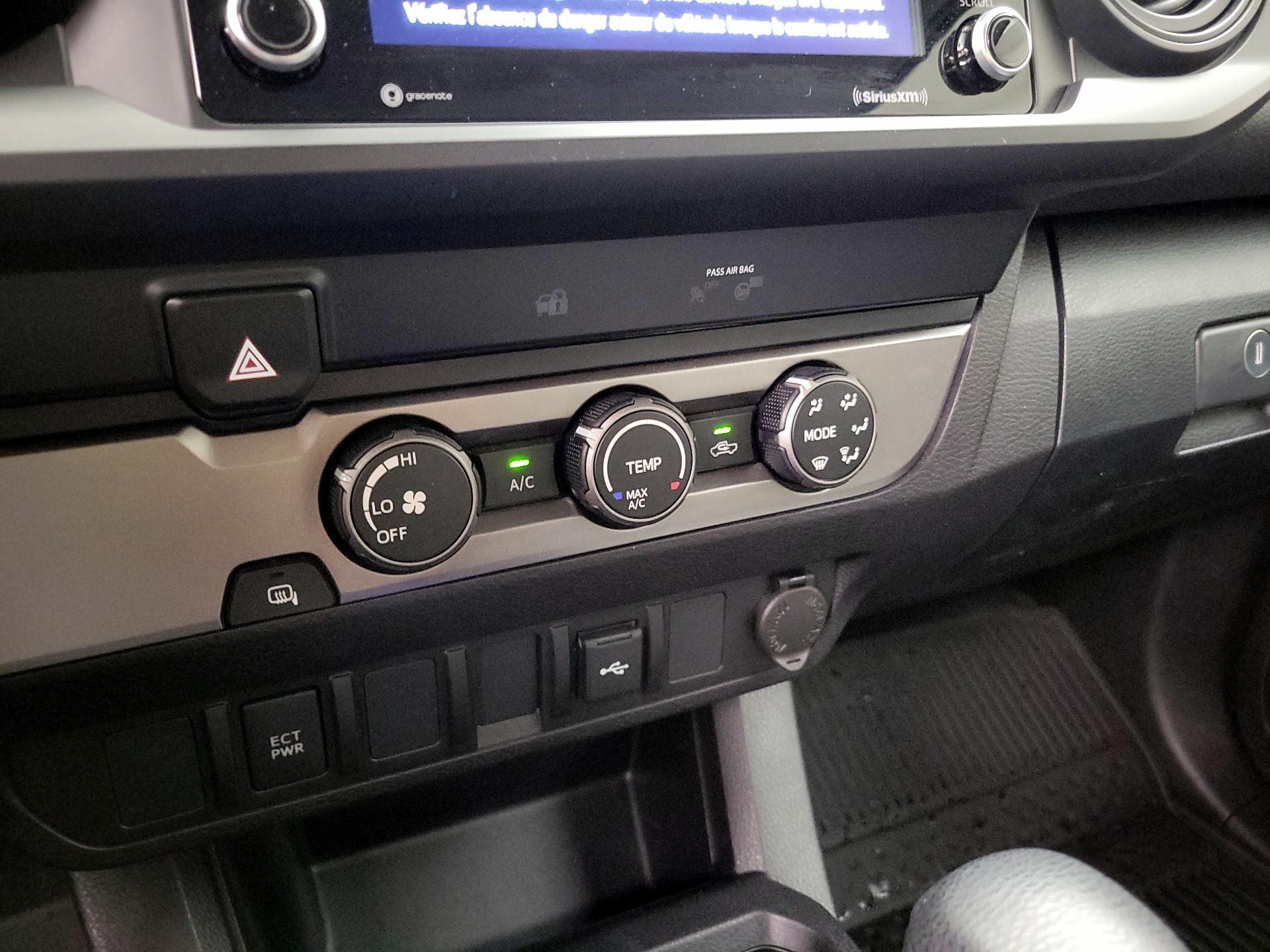 Thumbnail: 2022 Toyota Tacoma - 16