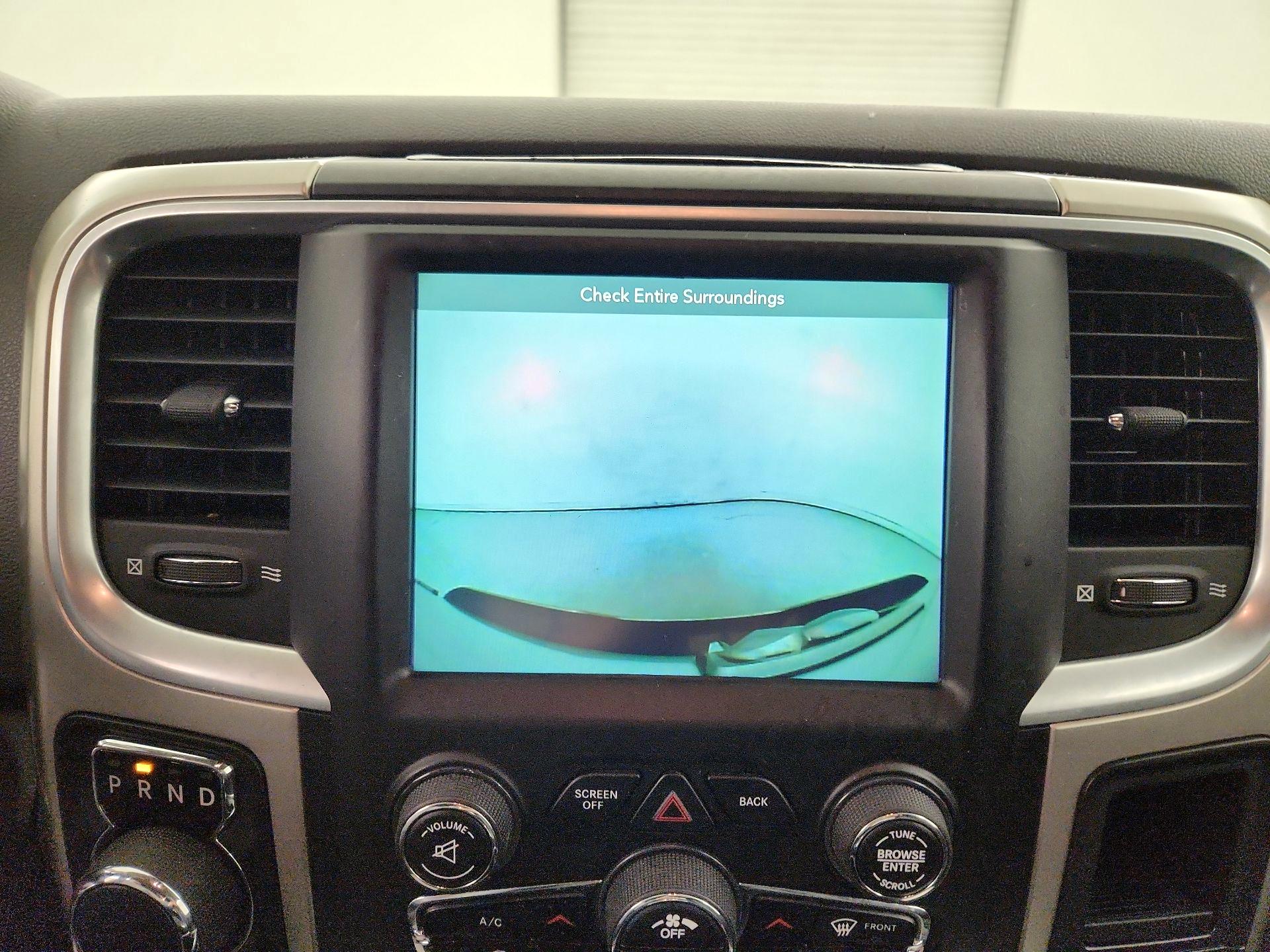 Thumbnail: 2019 RAM 1500 Classic - 14