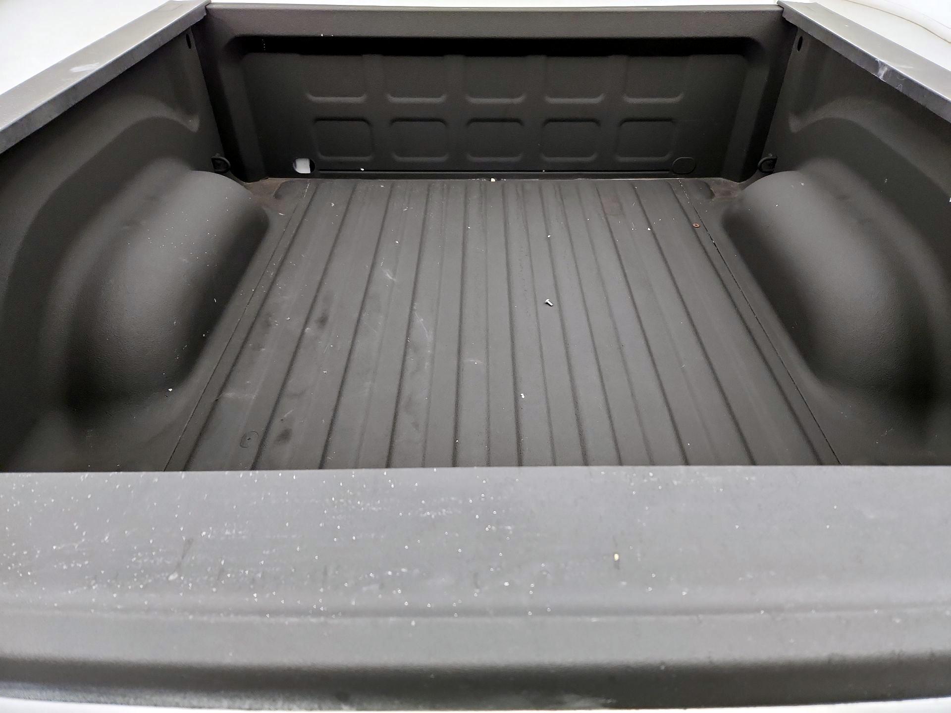 Thumbnail: 2019 RAM 1500 Classic - 20