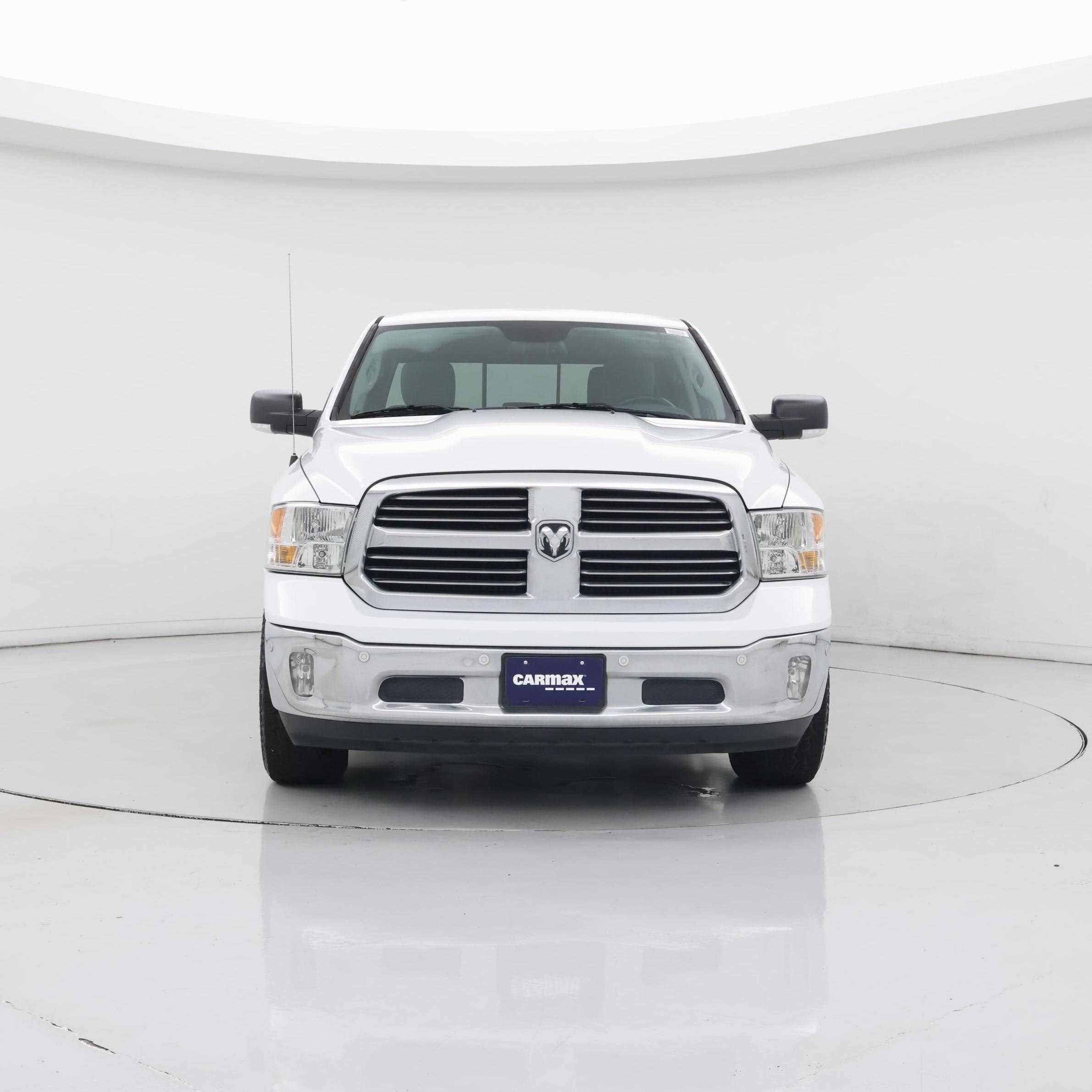 Thumbnail: 2019 RAM 1500 Classic - 5