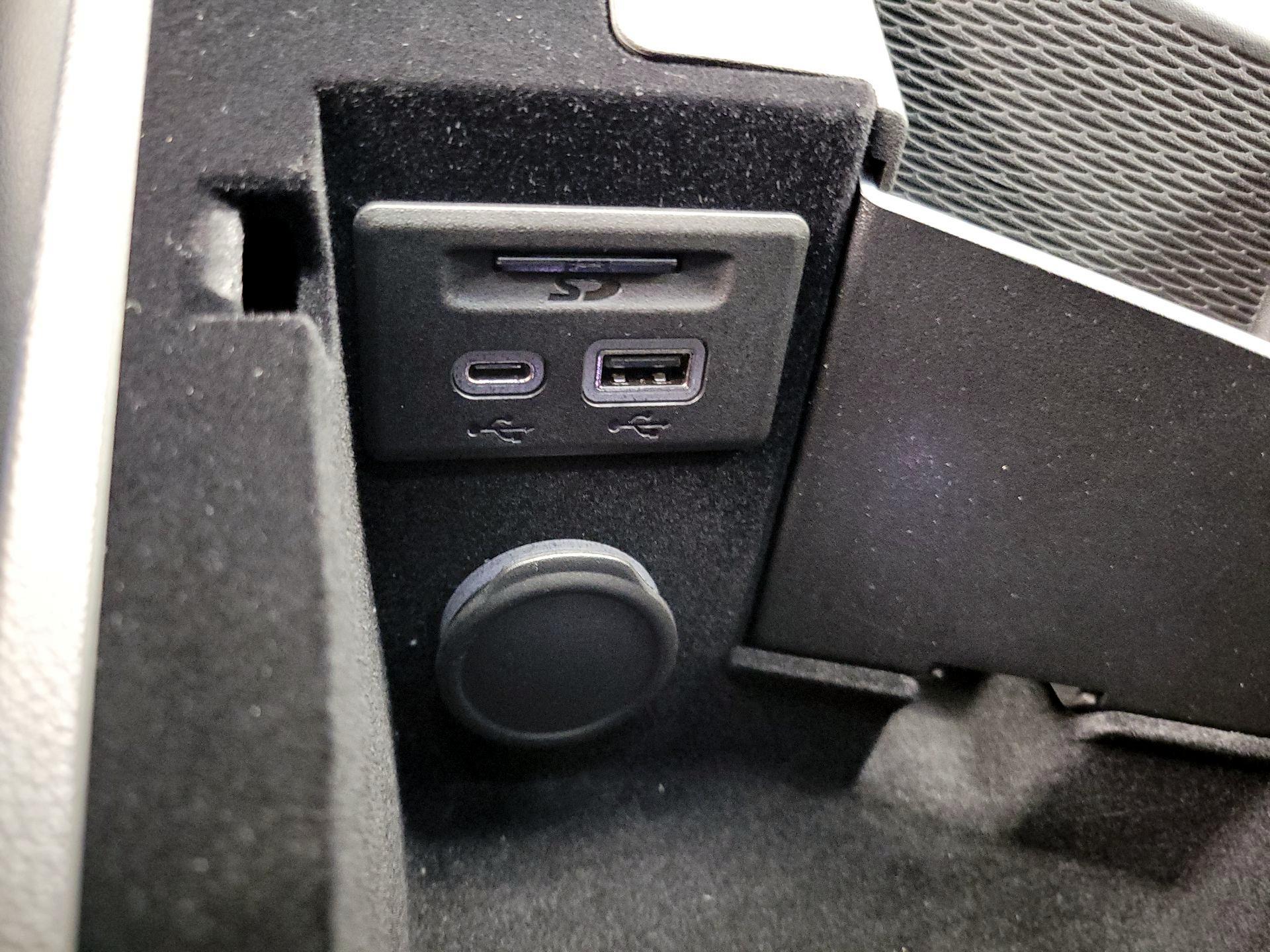 Thumbnail: 2024 Cadillac CT5 - 19