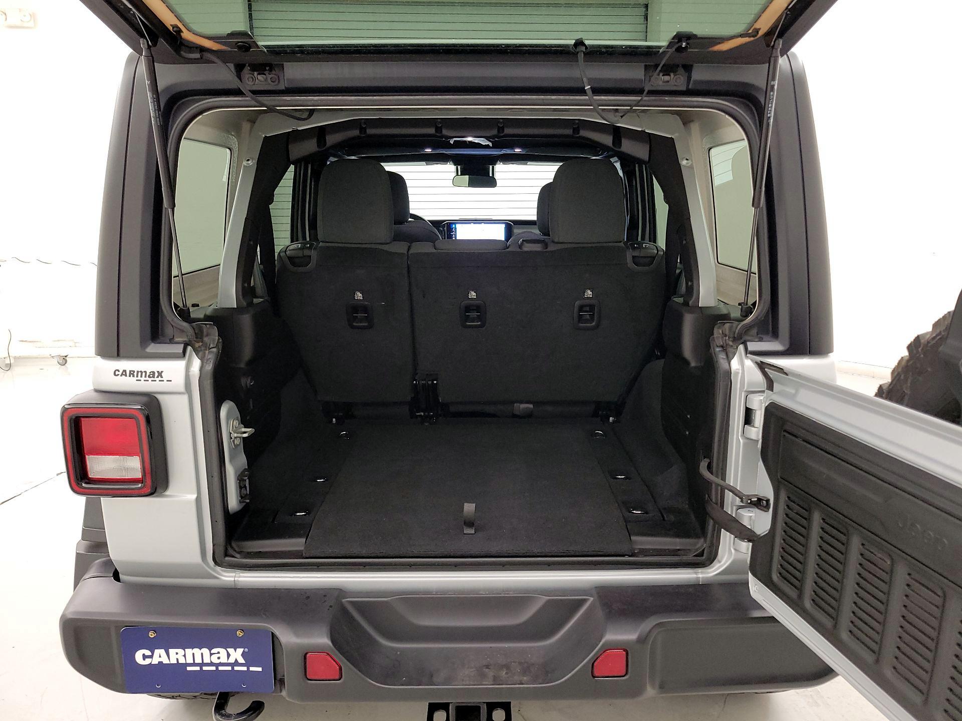 Thumbnail: 2024 Jeep Wrangler - 20