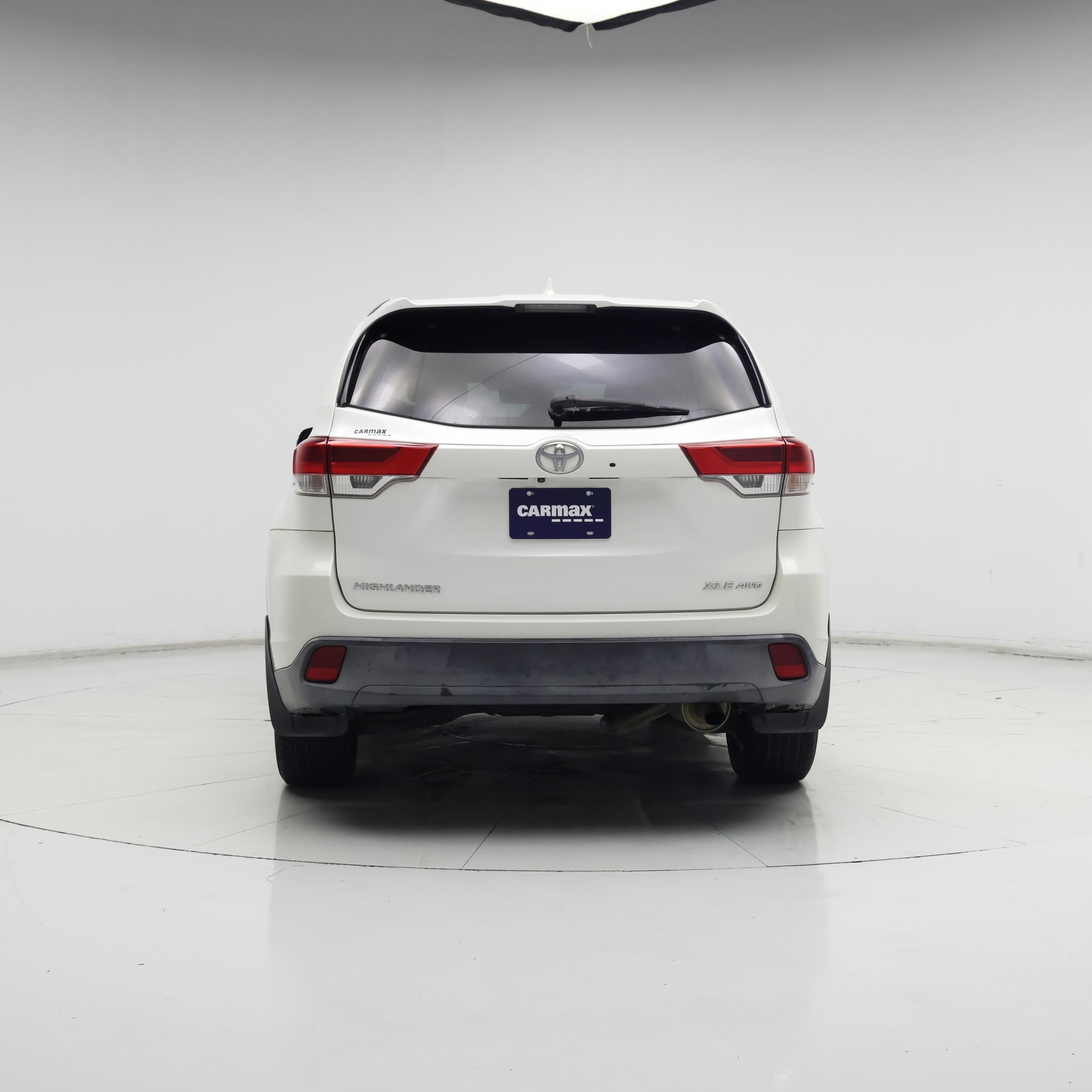 Thumbnail: 2017 Toyota Highlander - 6