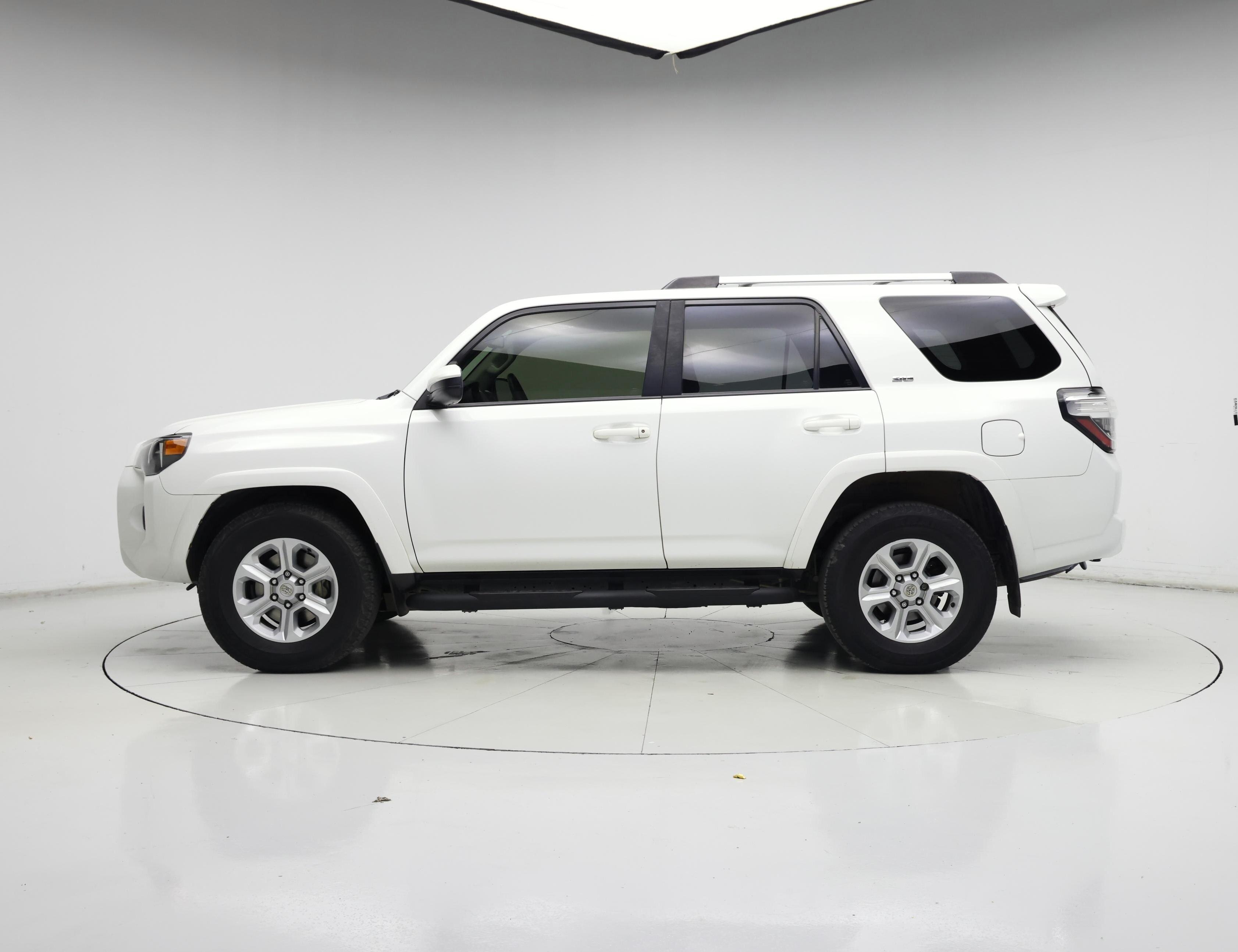 Thumbnail: 2023 Toyota 4Runner - 3