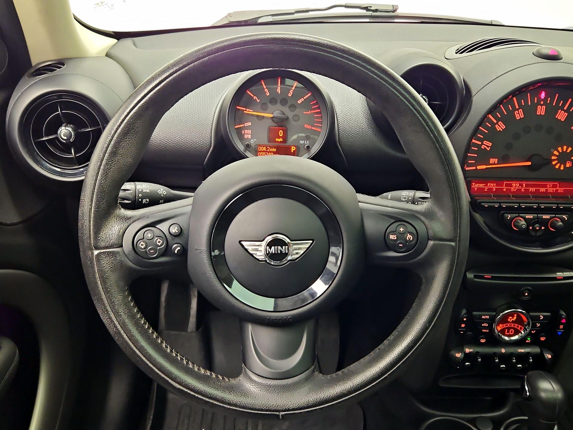 Thumbnail: 2016 MINI Cooper Countryman - 10