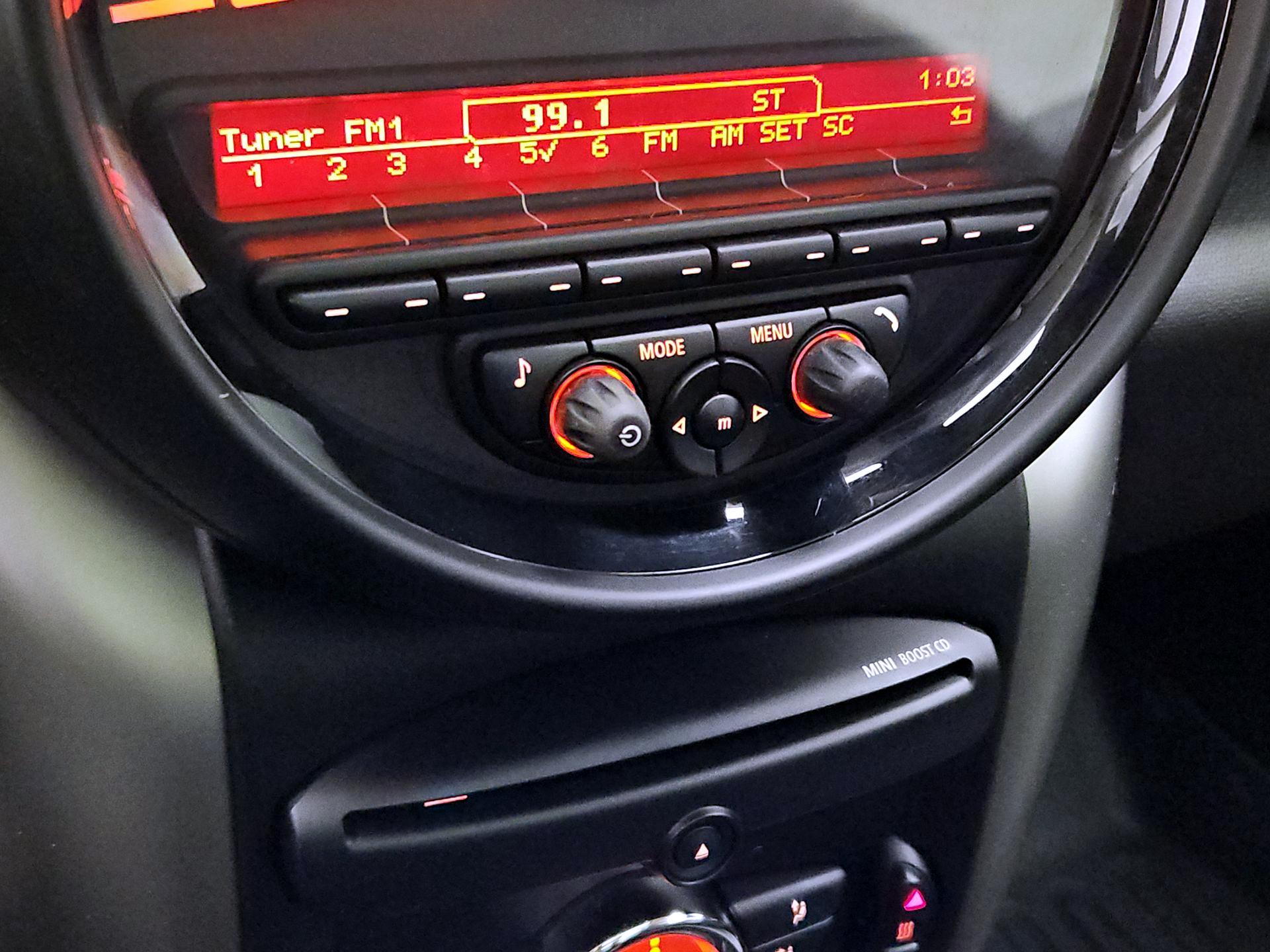 Thumbnail: 2016 MINI Cooper Countryman - 13