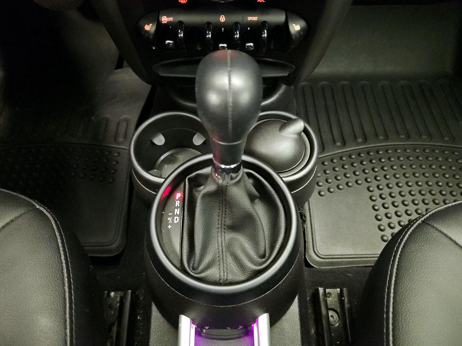 Thumbnail: 2016 MINI Cooper Countryman - 15