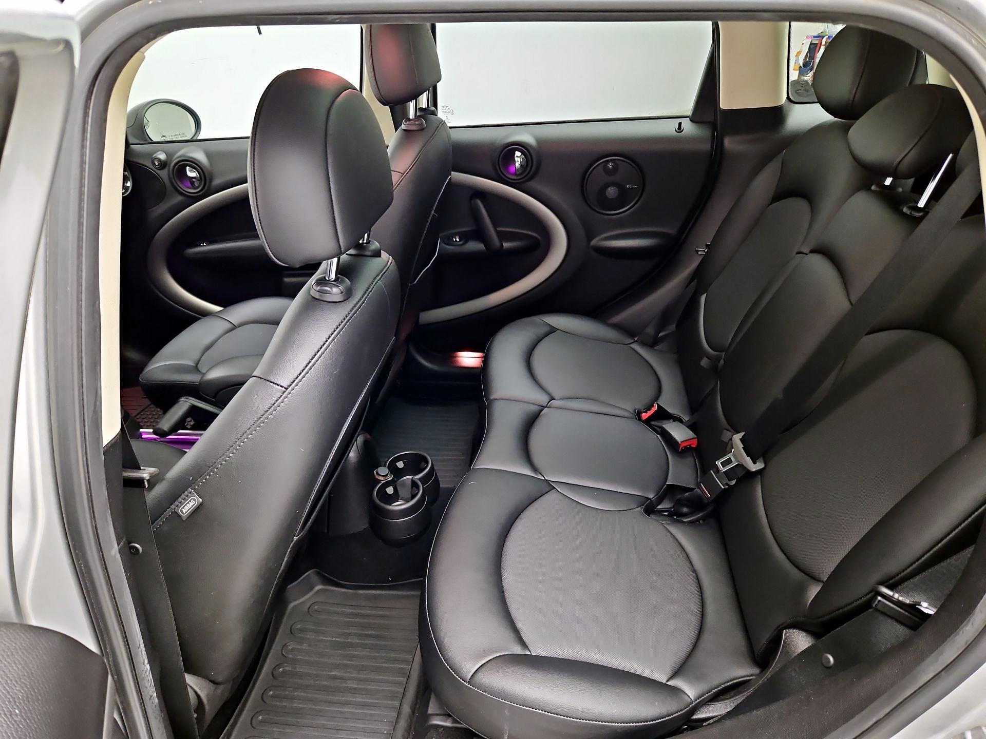 Thumbnail: 2016 MINI Cooper Countryman - 18