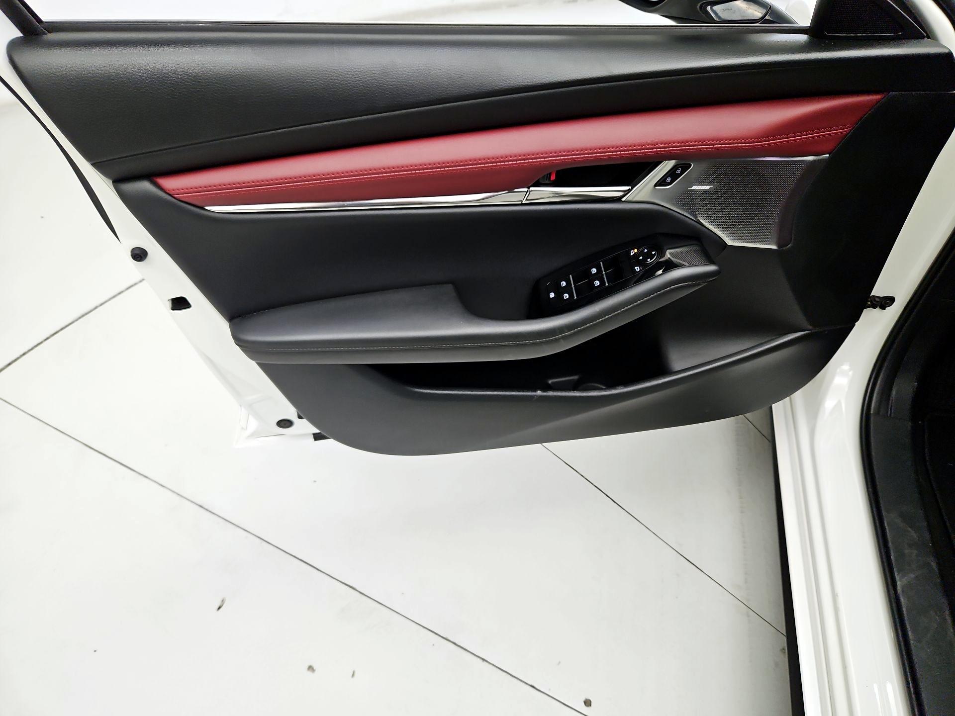 Thumbnail: 2023 Mazda Mazda3 - 12