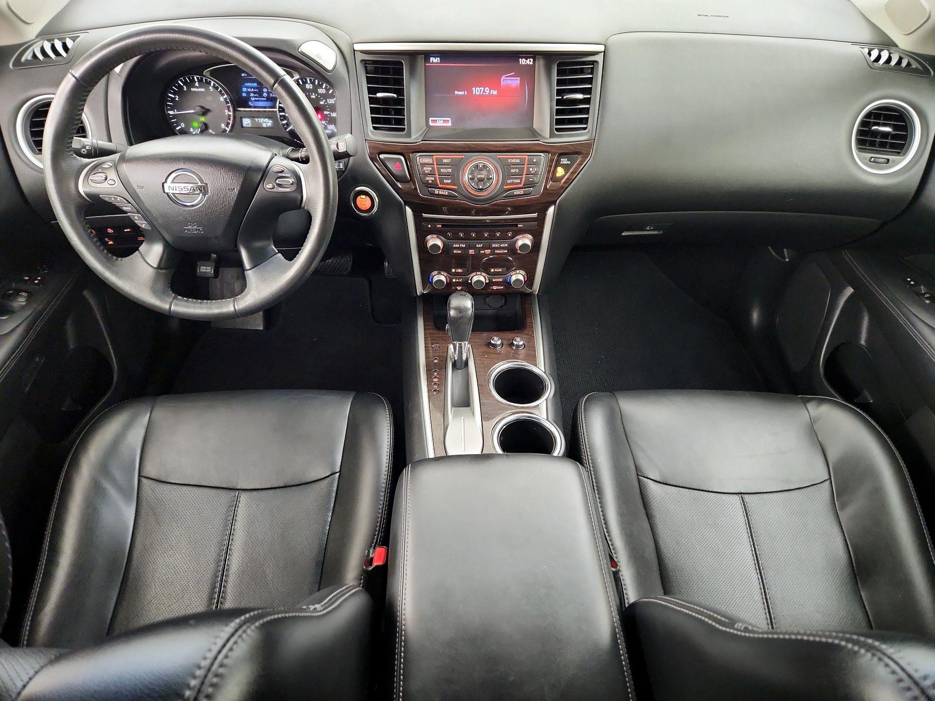 Thumbnail: 2015 Nissan Pathfinder - 9