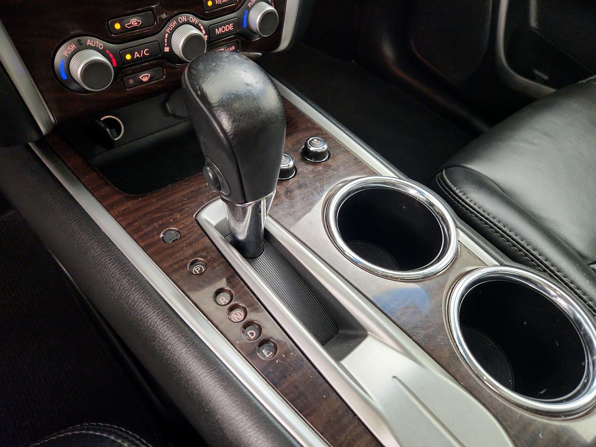 Thumbnail: 2015 Nissan Pathfinder - 18