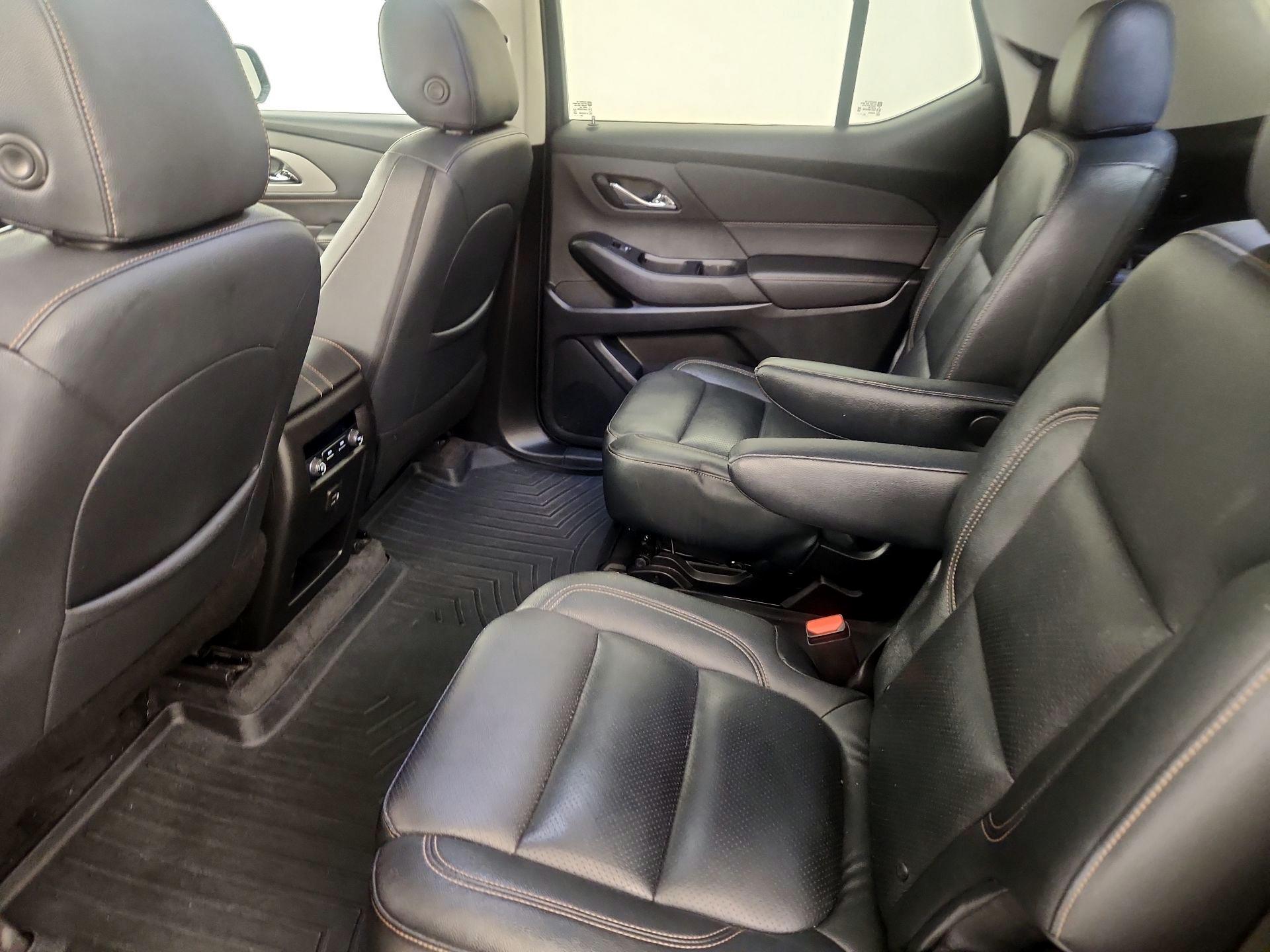 Thumbnail: 2020 Chevrolet Traverse - 19