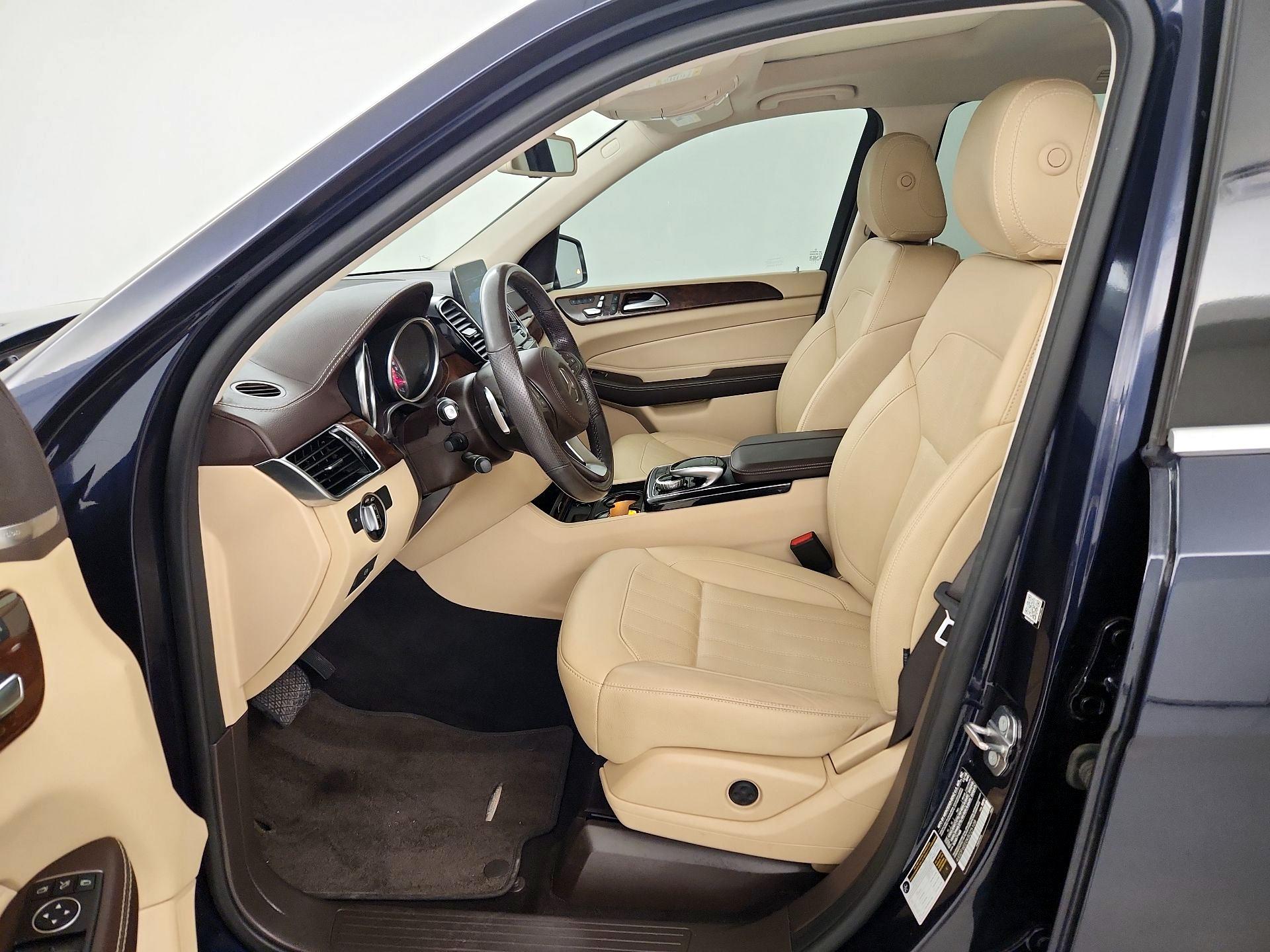 Thumbnail: 2019 Mercedes-Benz GLS - 11