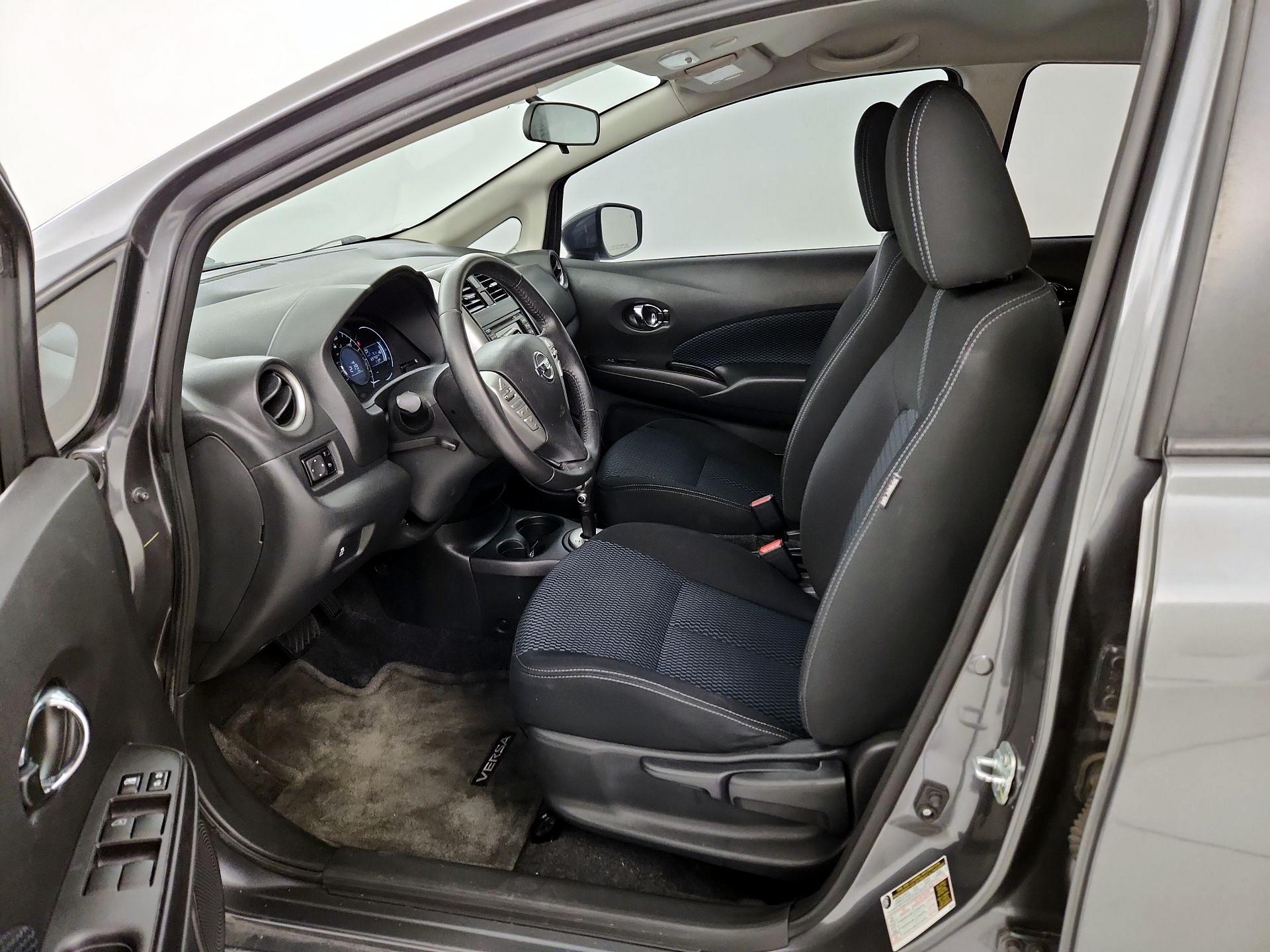 Thumbnail: 2016 Nissan Versa Note - 11