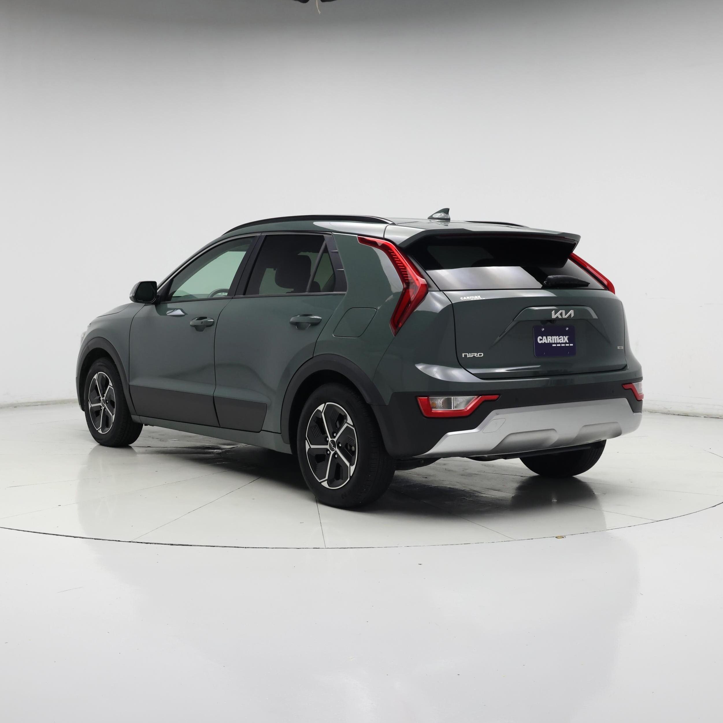 Thumbnail: 2023 Kia Niro - 2