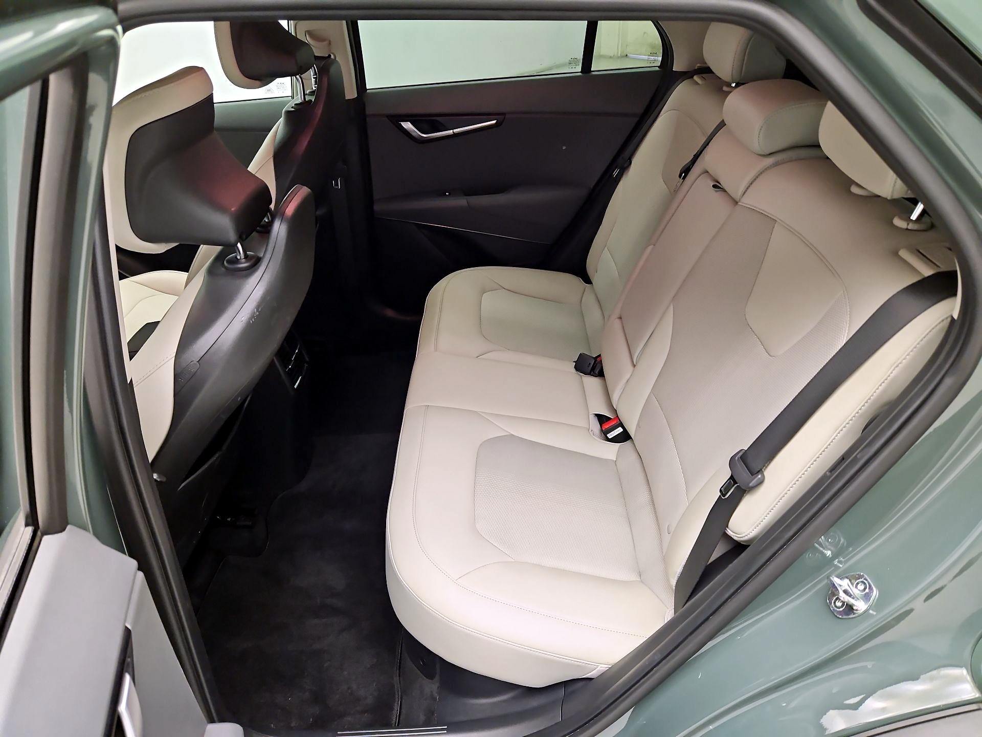 Thumbnail: 2023 Kia Niro - 20