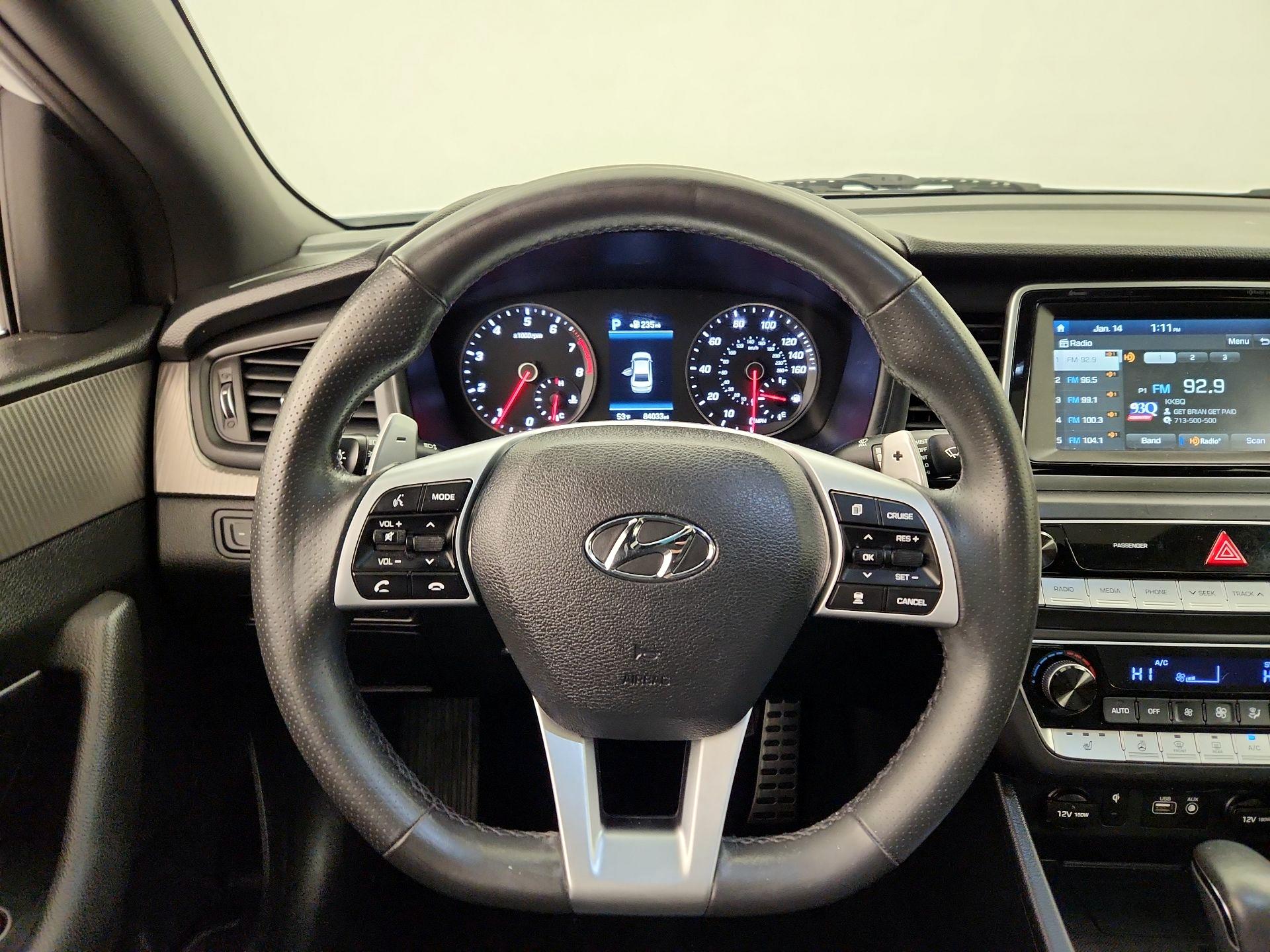 Thumbnail: 2019 Hyundai Sonata - 10