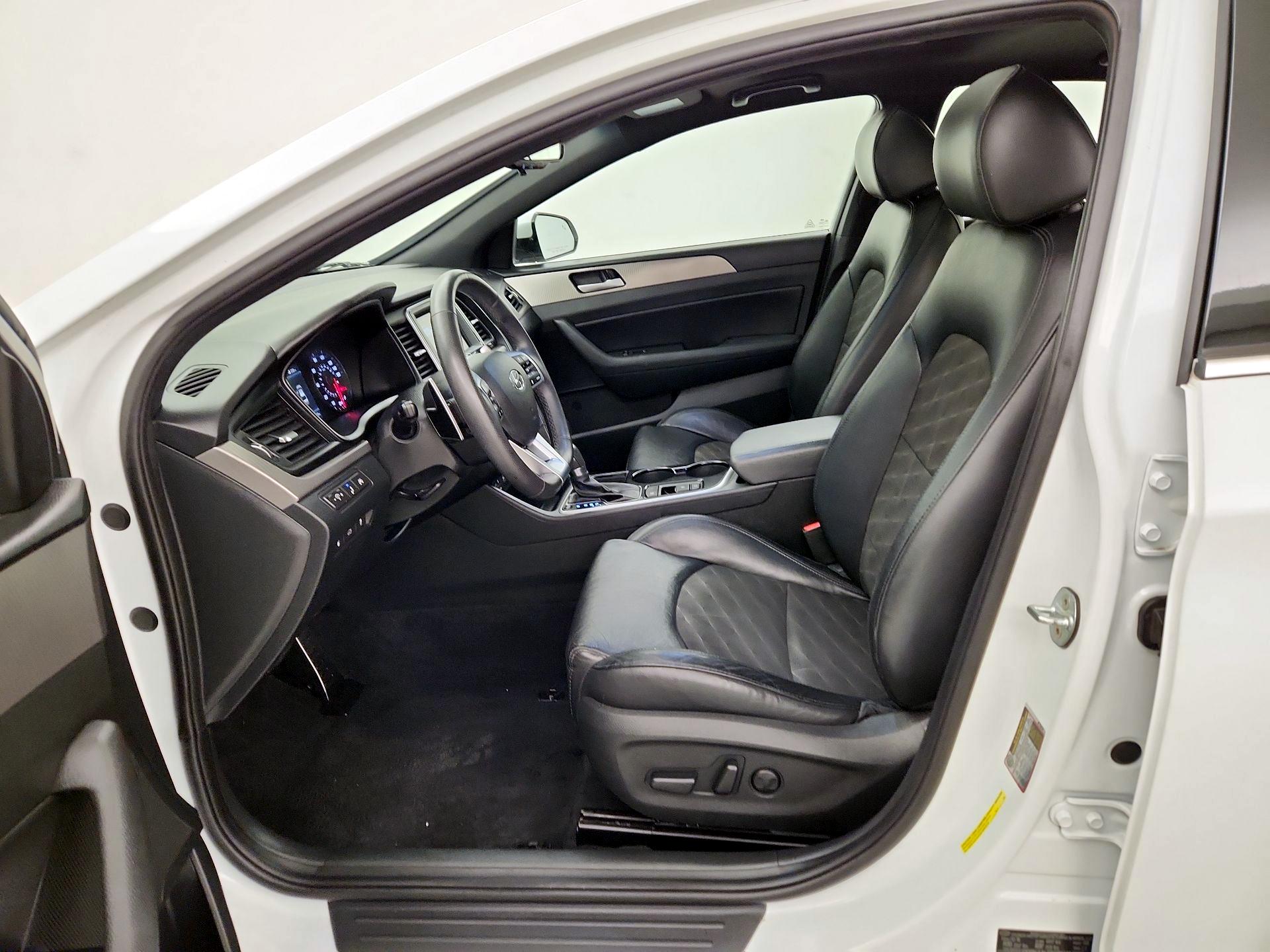 Thumbnail: 2019 Hyundai Sonata - 11