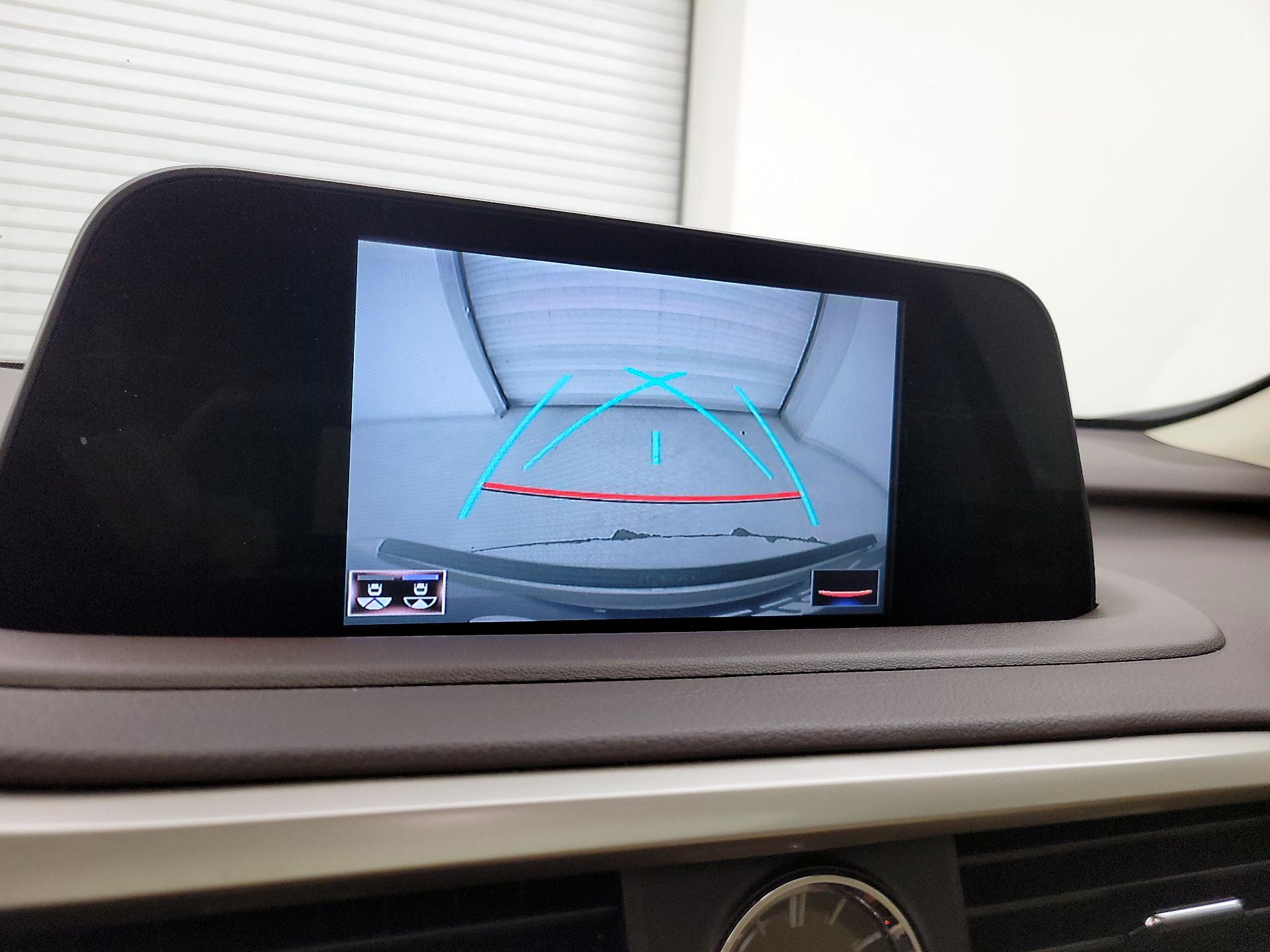 Thumbnail: 2020 Lexus RX - 14