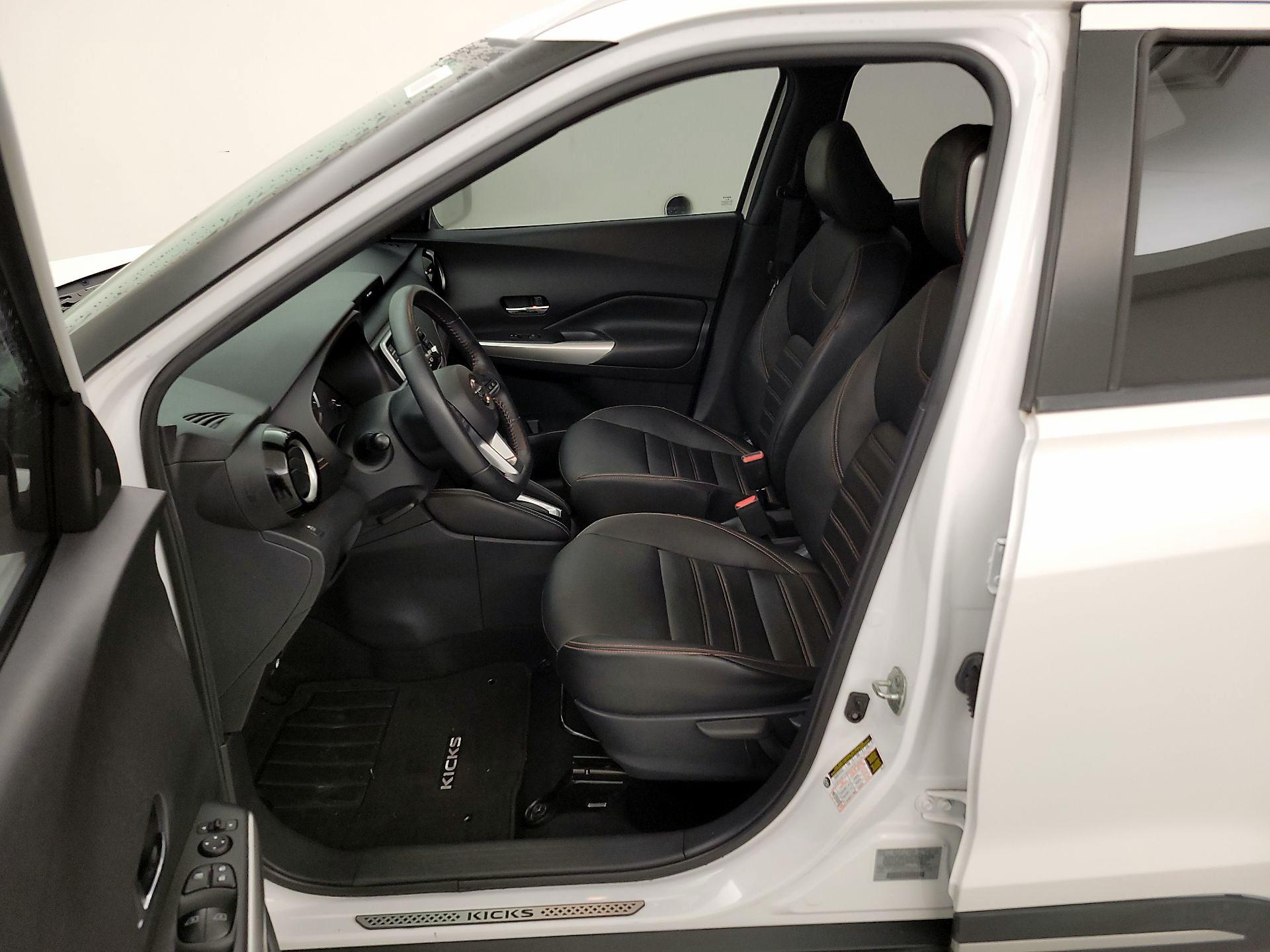 Thumbnail: 2018 Nissan Kicks - 11