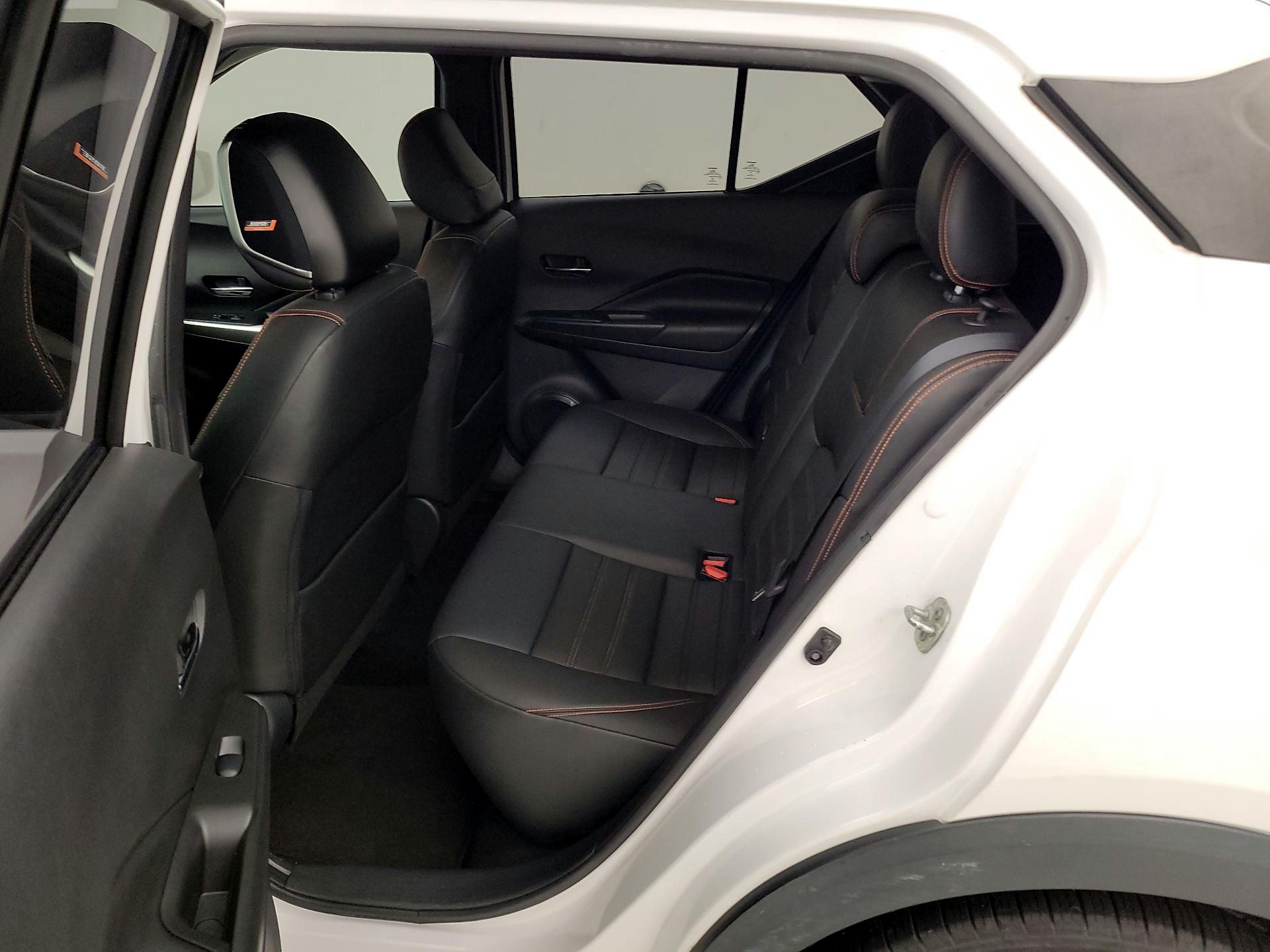 Thumbnail: 2018 Nissan Kicks - 19