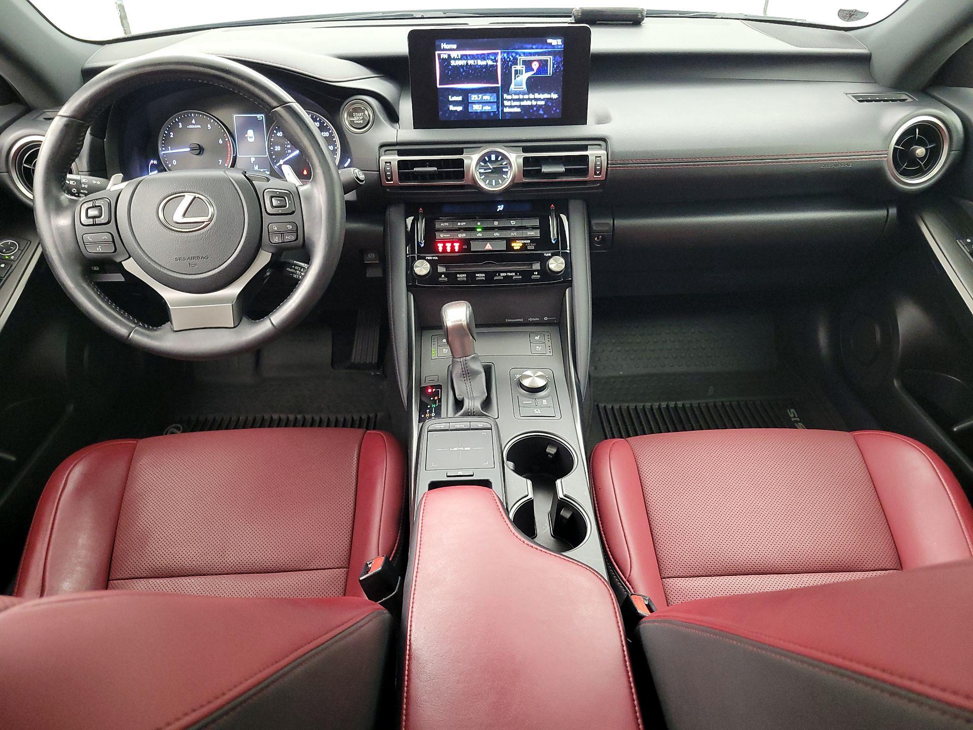 Thumbnail: 2022 Lexus IS - 9