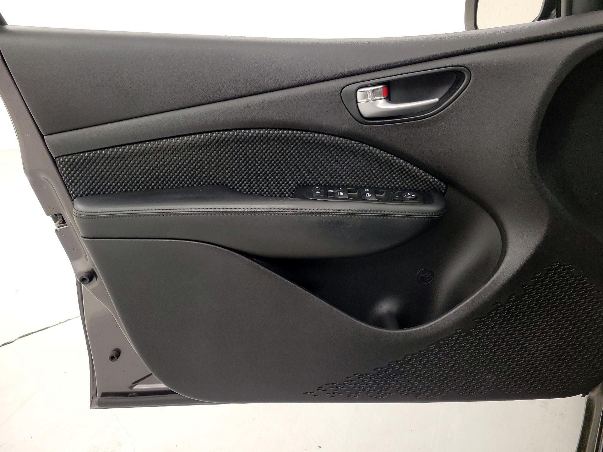 Thumbnail: 2015 Dodge Dart - 12