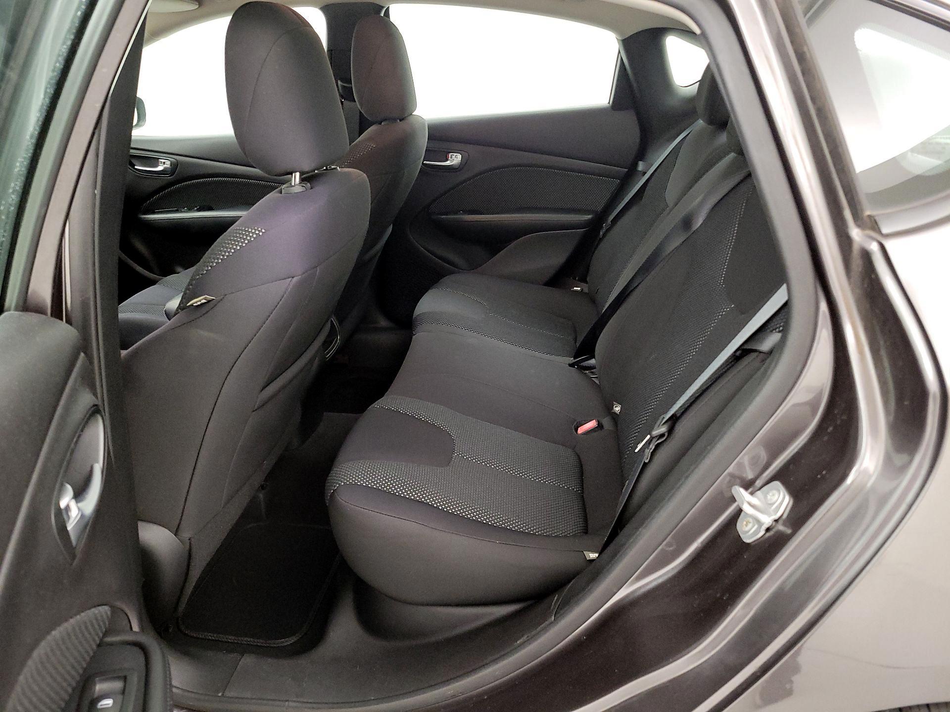 Thumbnail: 2015 Dodge Dart - 20