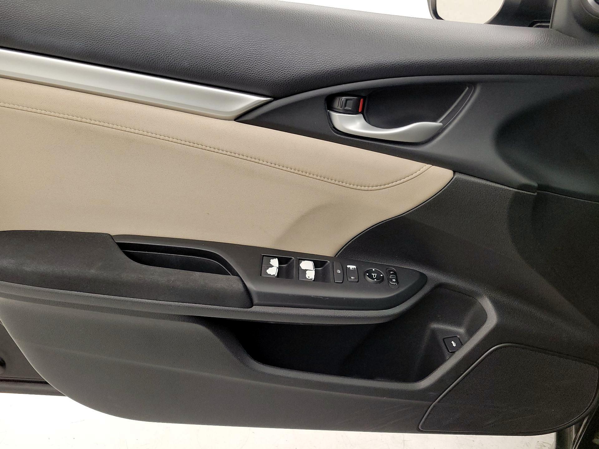 Thumbnail: 2017 Honda Civic - 12