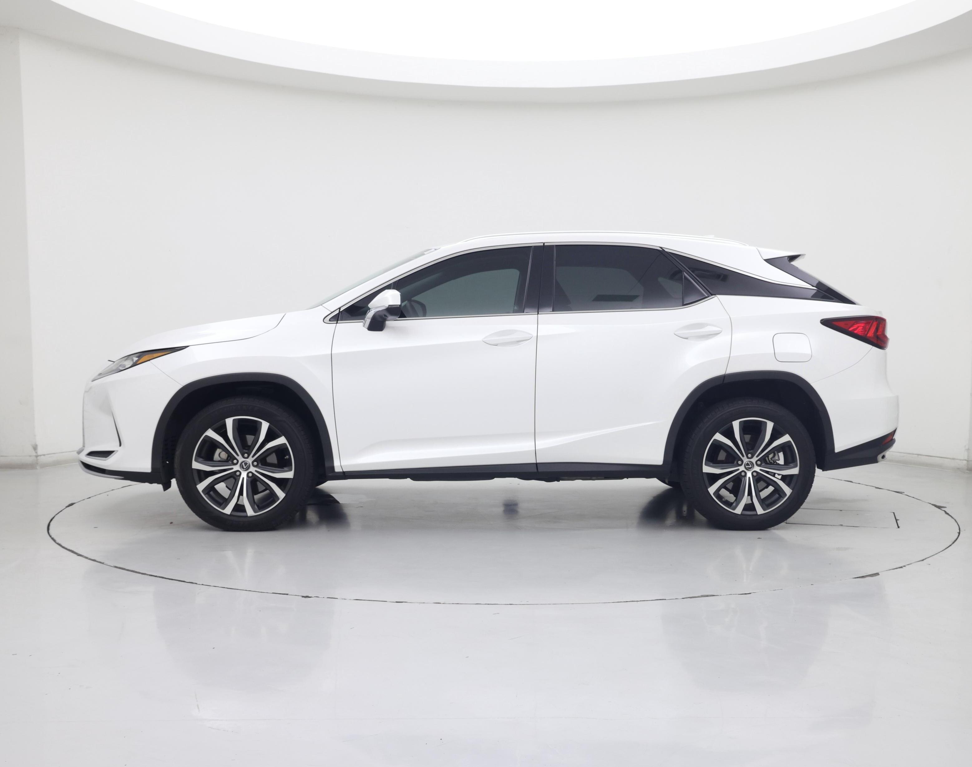 Thumbnail: 2020 Lexus RX - 3