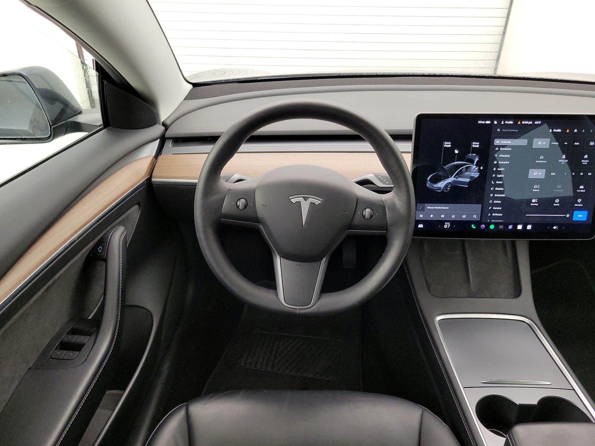 Thumbnail: 2021 Tesla Model 3 - 10