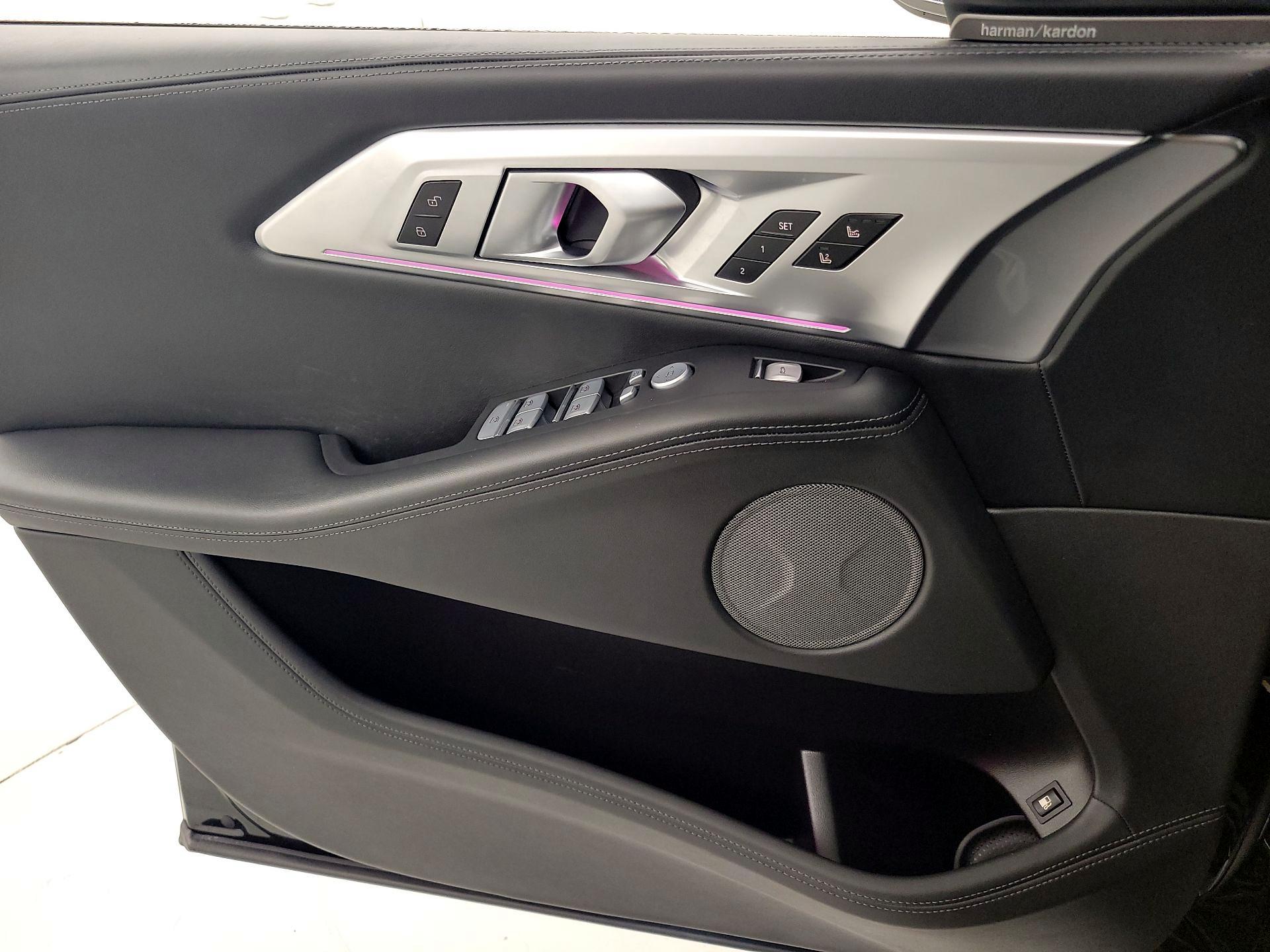 Thumbnail: 2023 BMW XM - 12