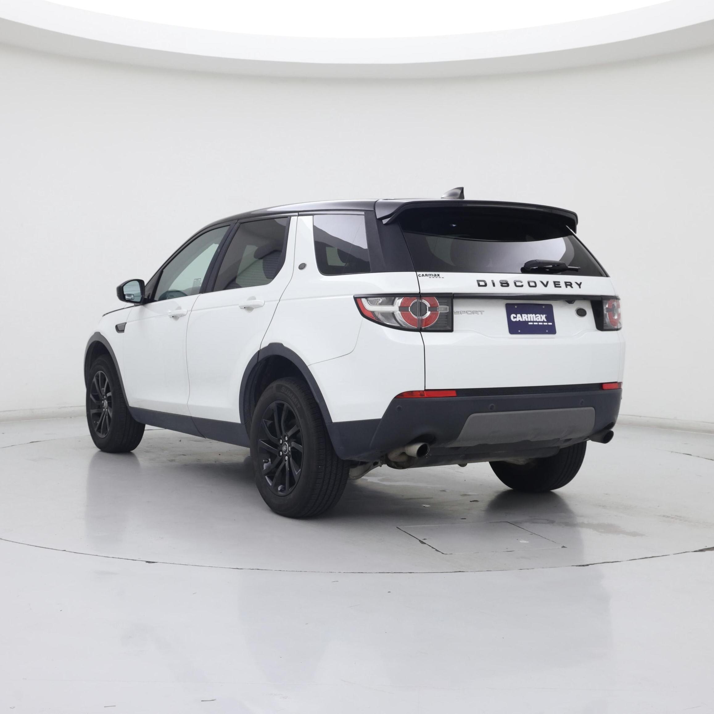 Thumbnail: 2017 Land Rover Discovery Sport - 2