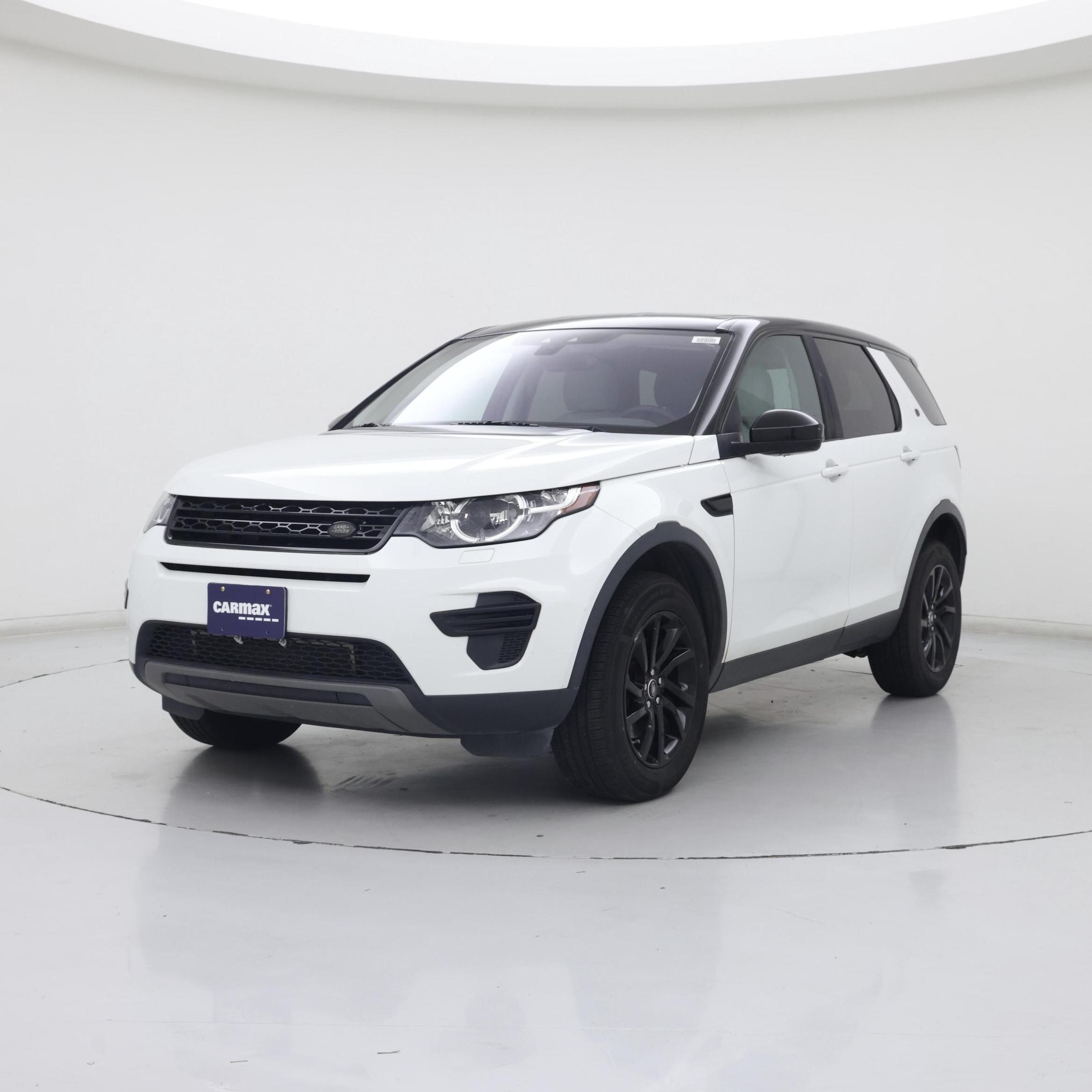 Thumbnail: 2017 Land Rover Discovery Sport - 4