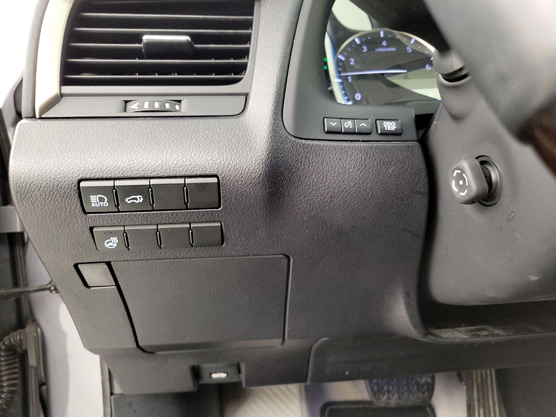 Thumbnail: 2016 Lexus RX - 13