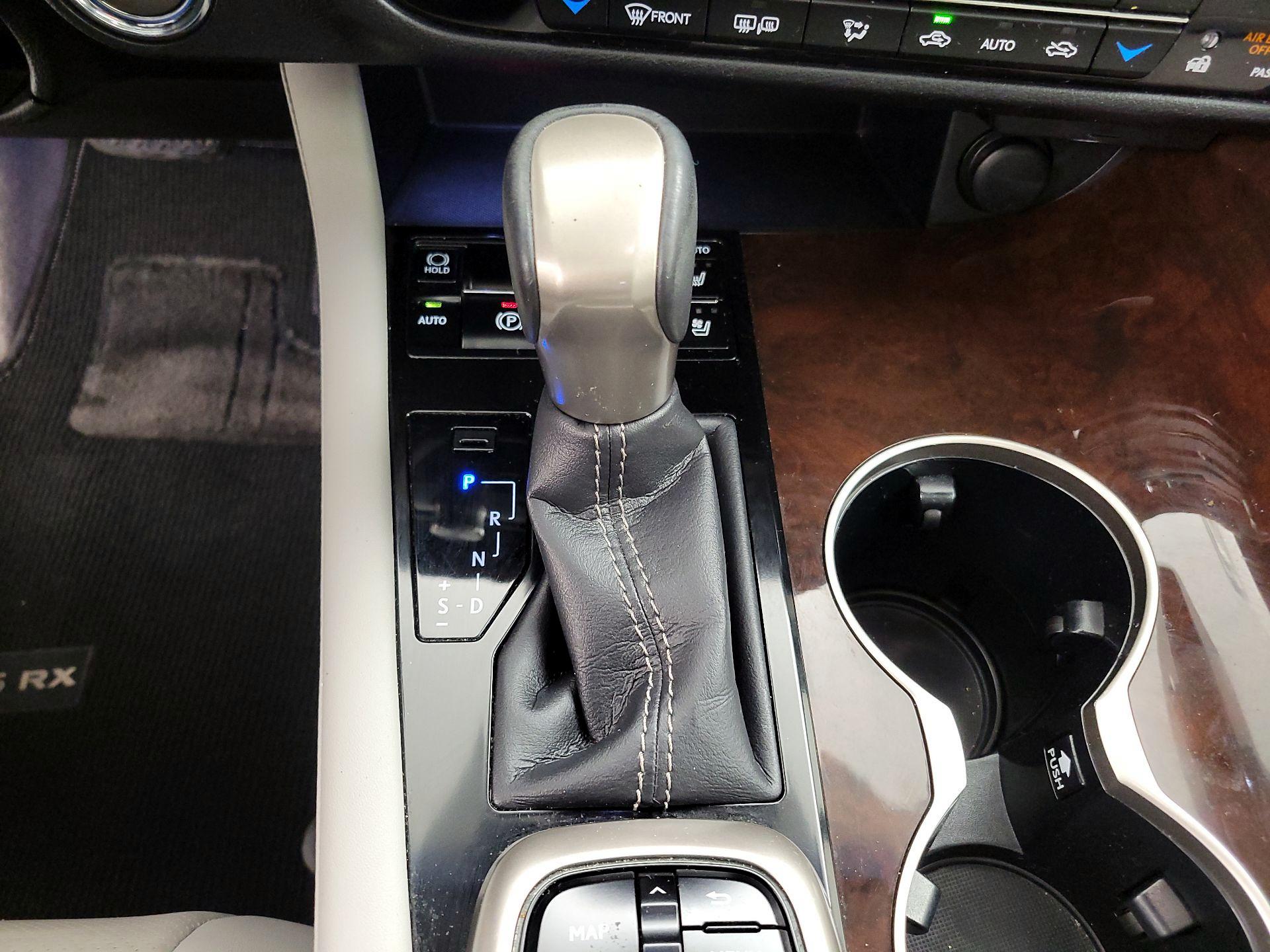 Thumbnail: 2016 Lexus RX - 18