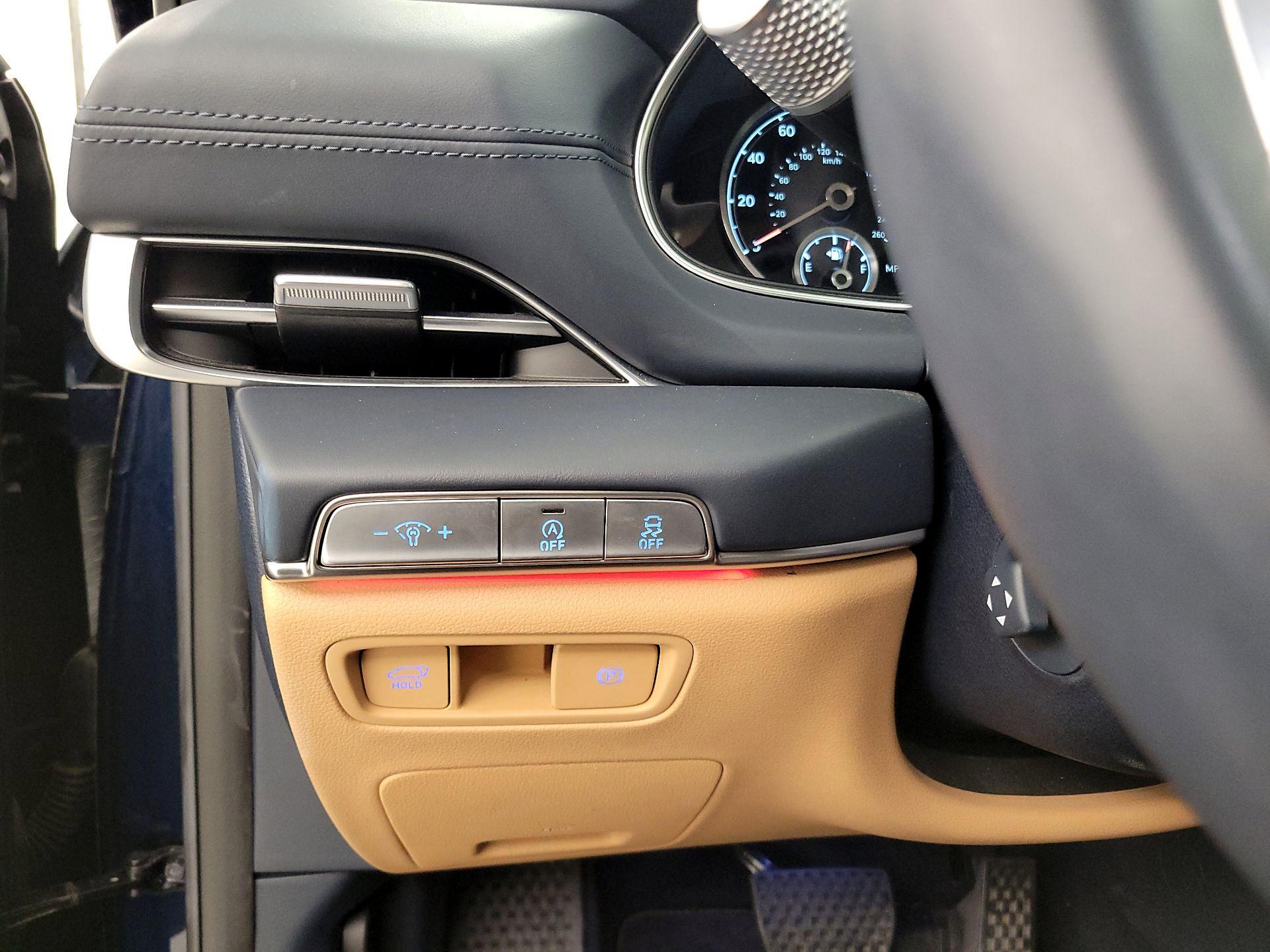 Thumbnail: 2022 Genesis GV80 - 13