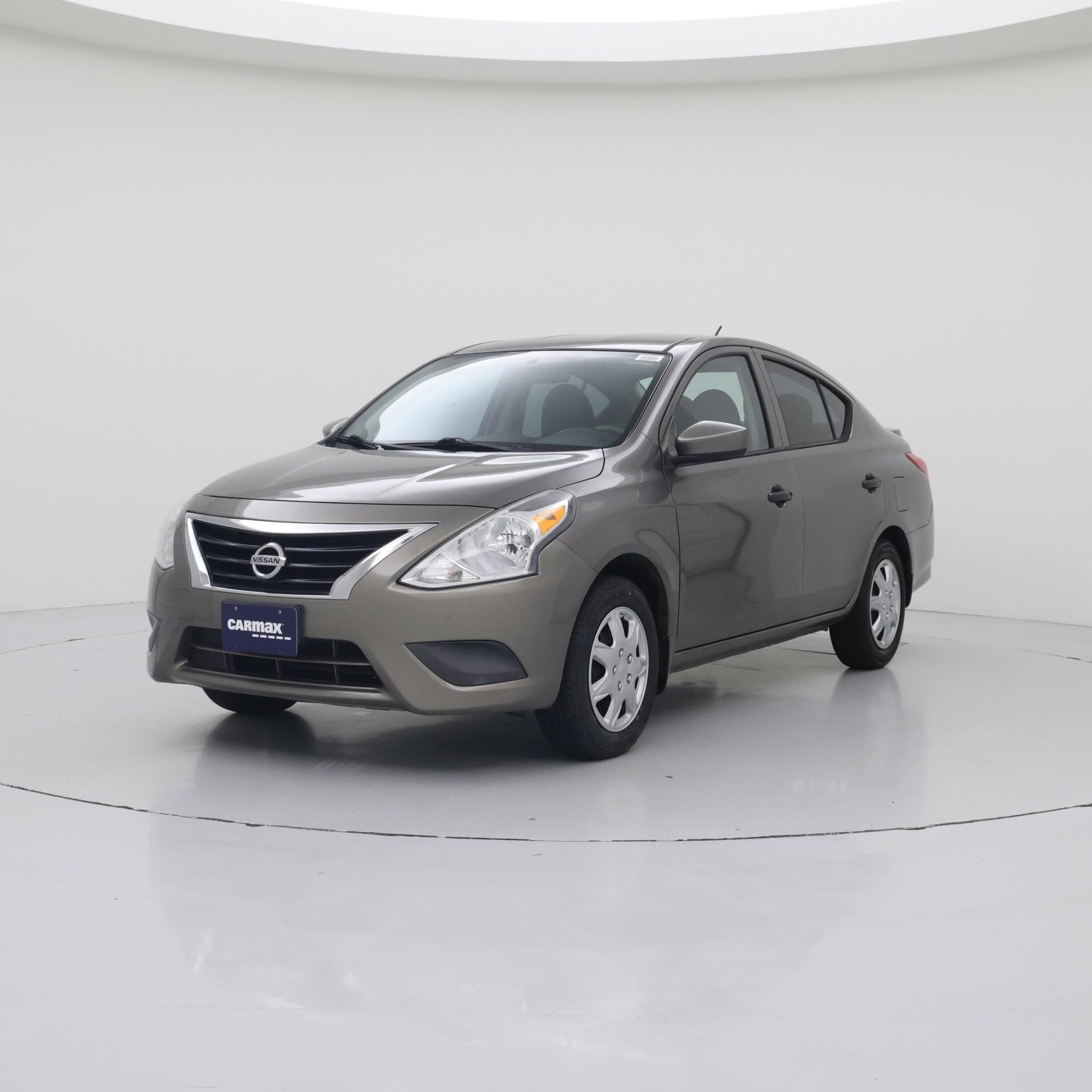 Thumbnail: 2017 Nissan Versa - 4