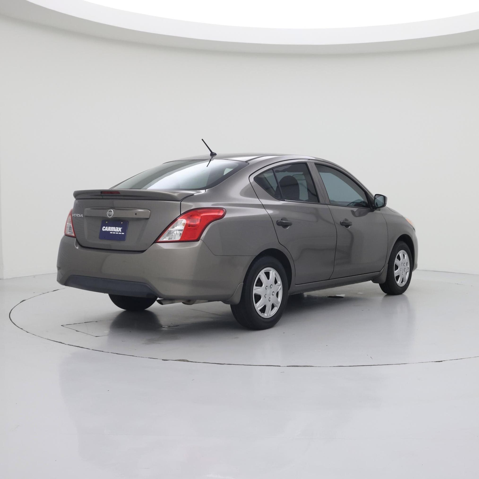 Thumbnail: 2017 Nissan Versa - 8