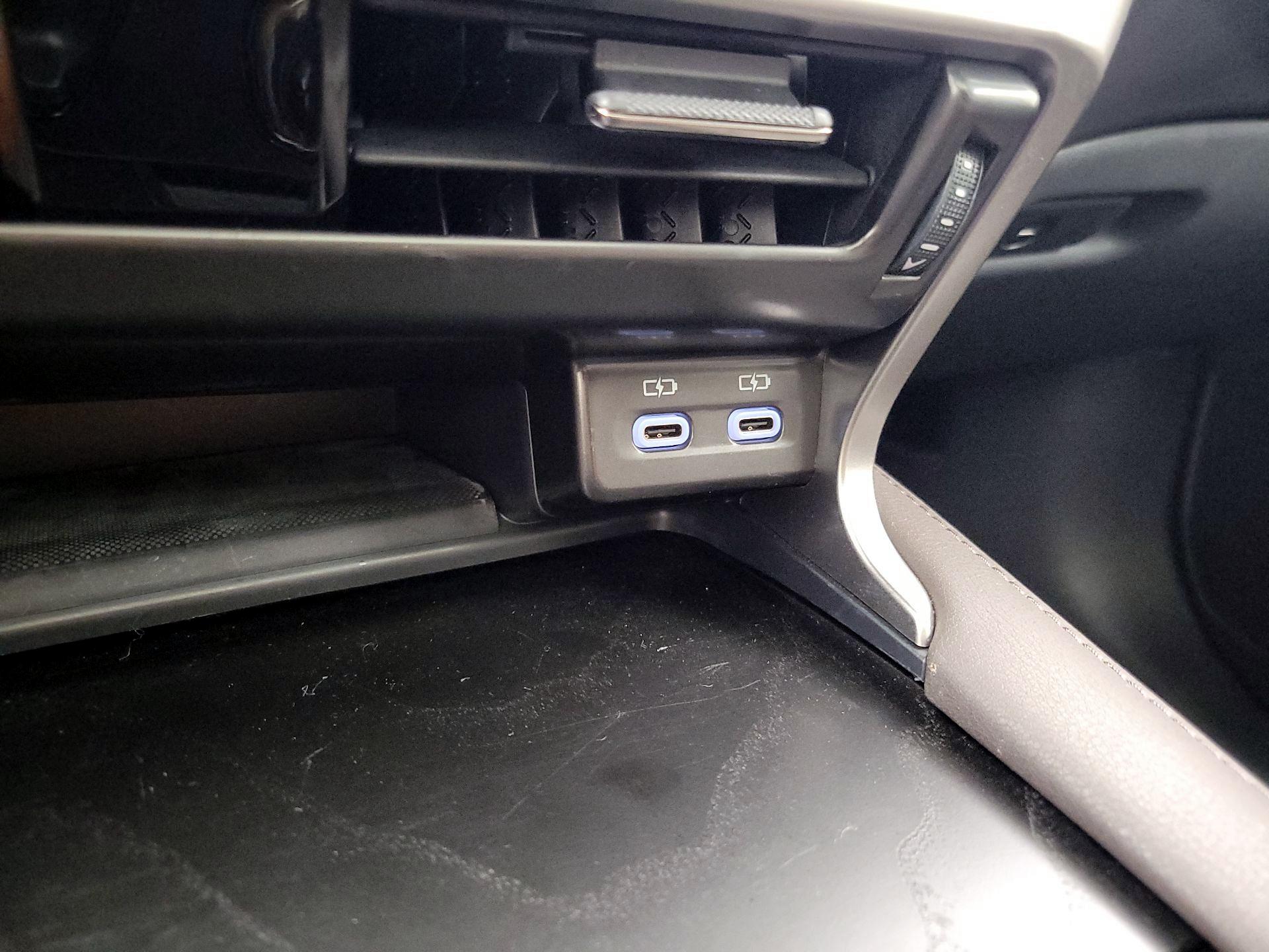 Thumbnail: 2023 Lexus RX - 19