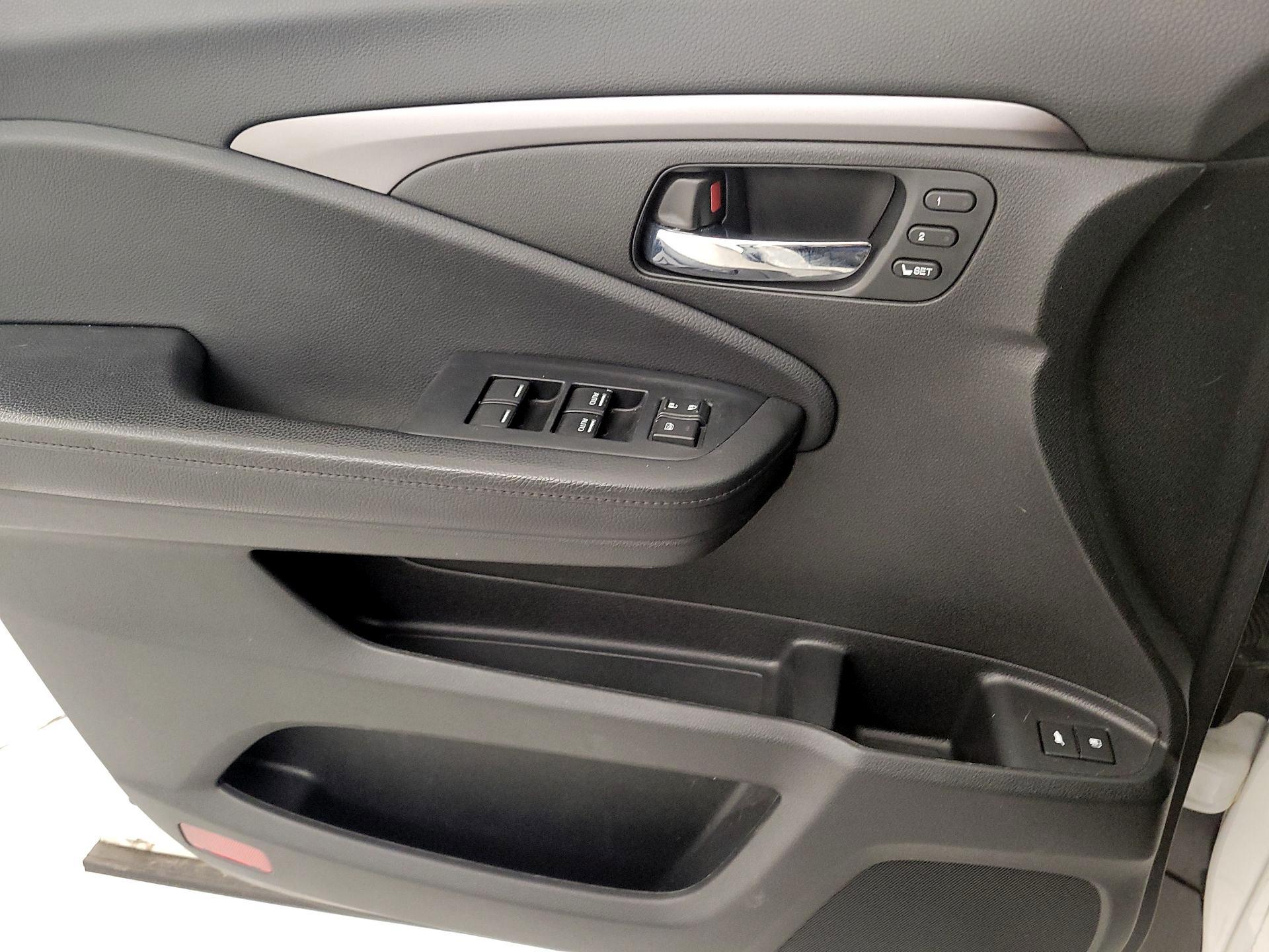 Thumbnail: 2021 Honda Pilot - 12