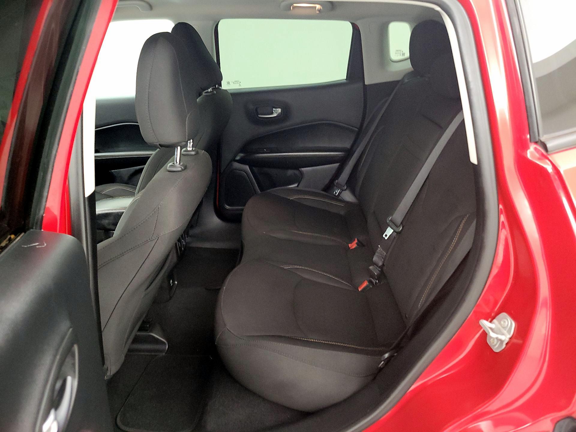 Thumbnail: 2020 Jeep Compass - 19