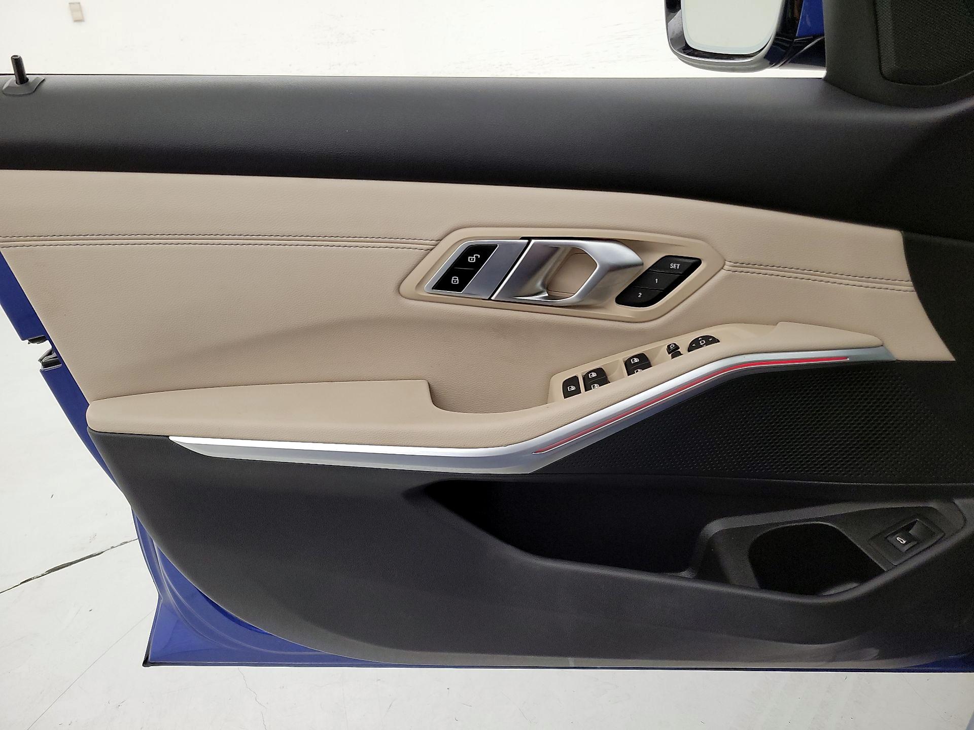 Thumbnail: 2020 BMW 3 Series - 12