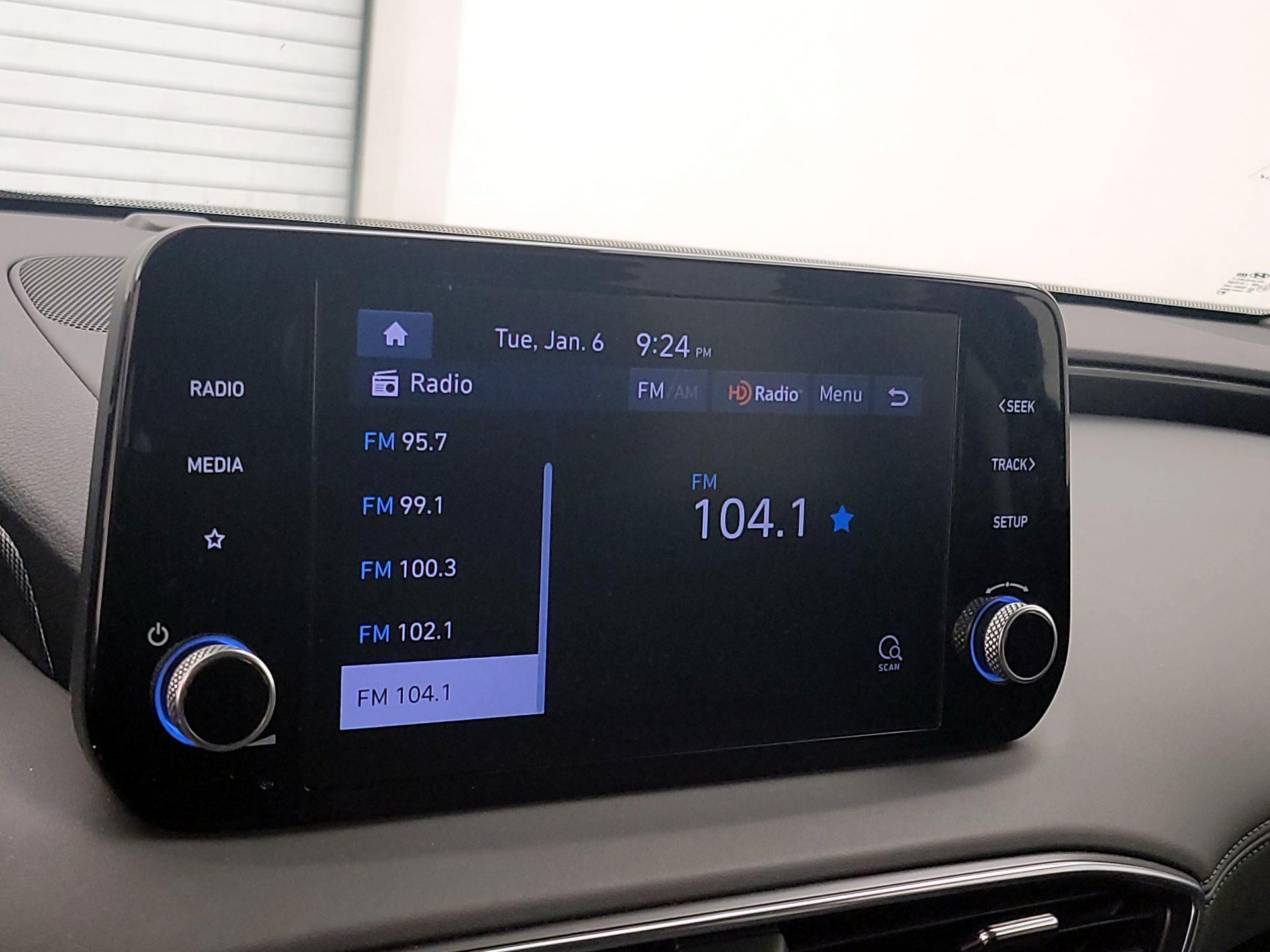 Thumbnail: 2023 Hyundai Santa Fe - 15