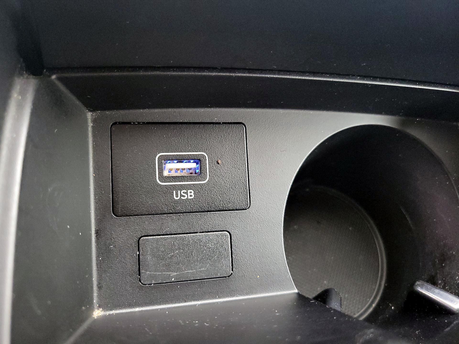 Thumbnail: 2023 Hyundai Santa Fe - 18