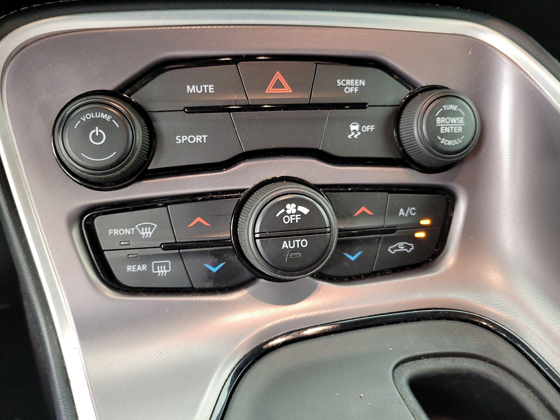 Thumbnail: 2021 Dodge Challenger - 16